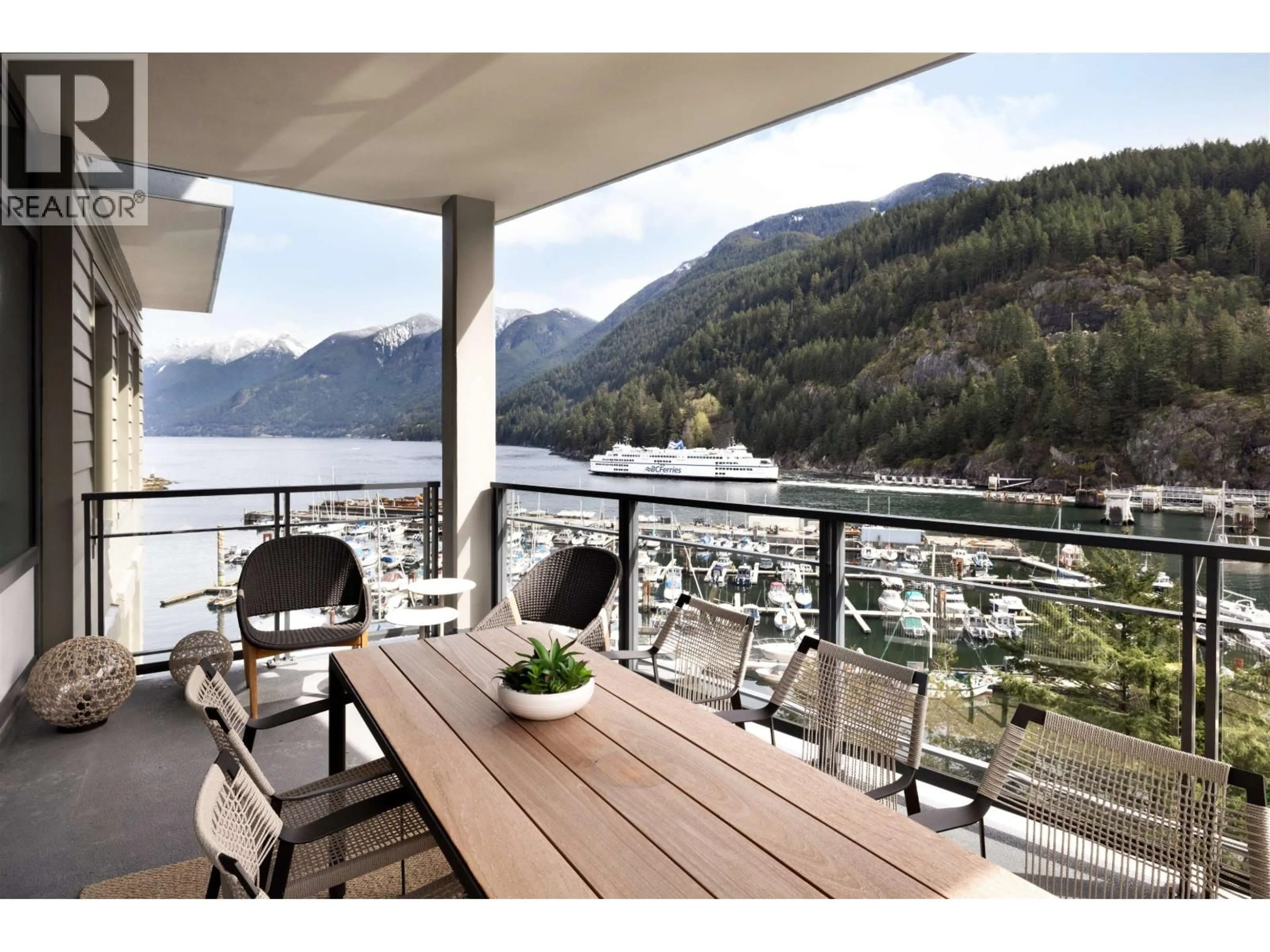 Balcony in the apartment, water/lake/river/ocean view for 302 - 6707 NELSON AVENUE, West Vancouver British Columbia V7W0A4