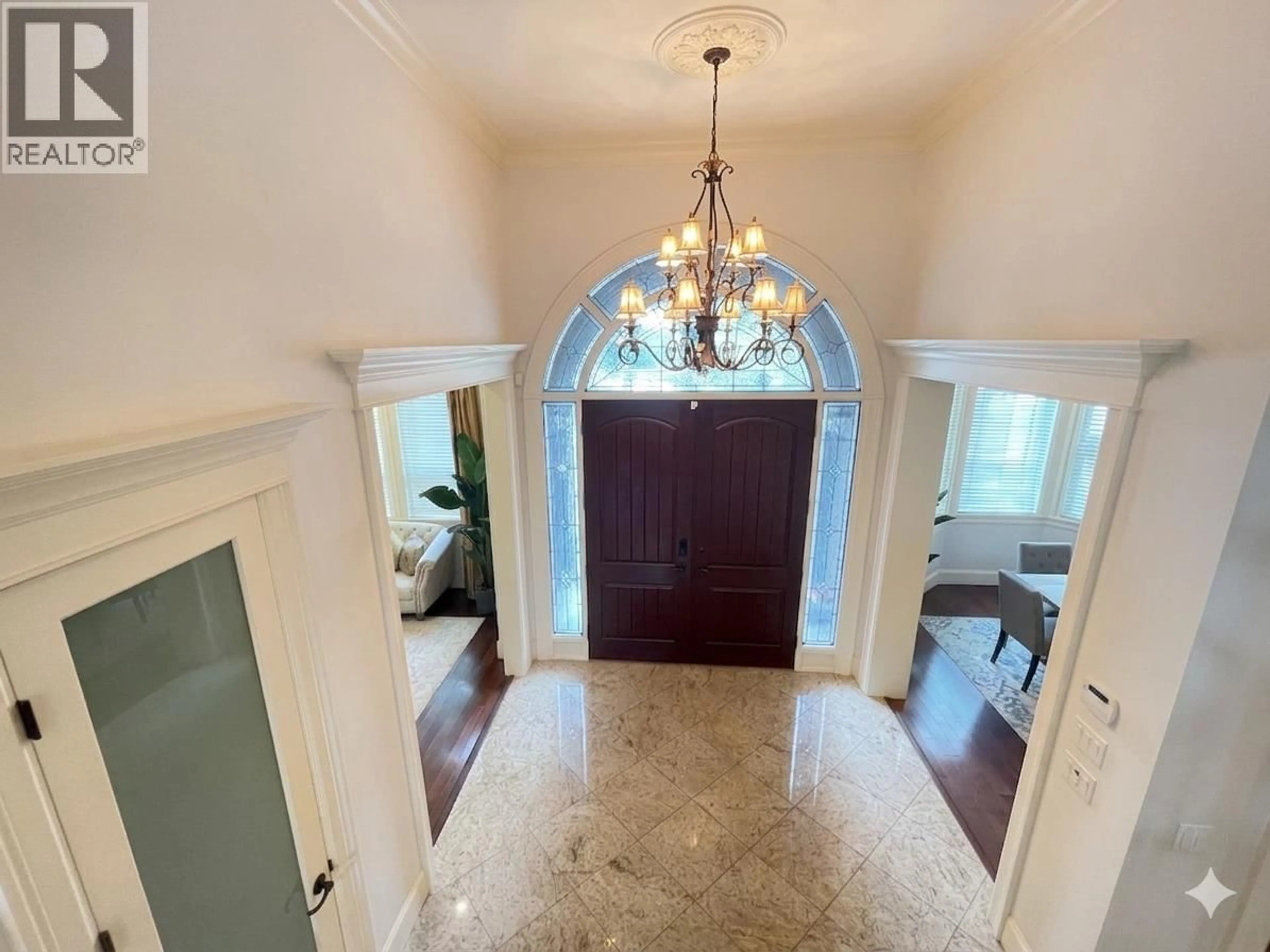 Indoor entryway for 8120 PIGOTT ROAD, Richmond British Columbia V7A2C2