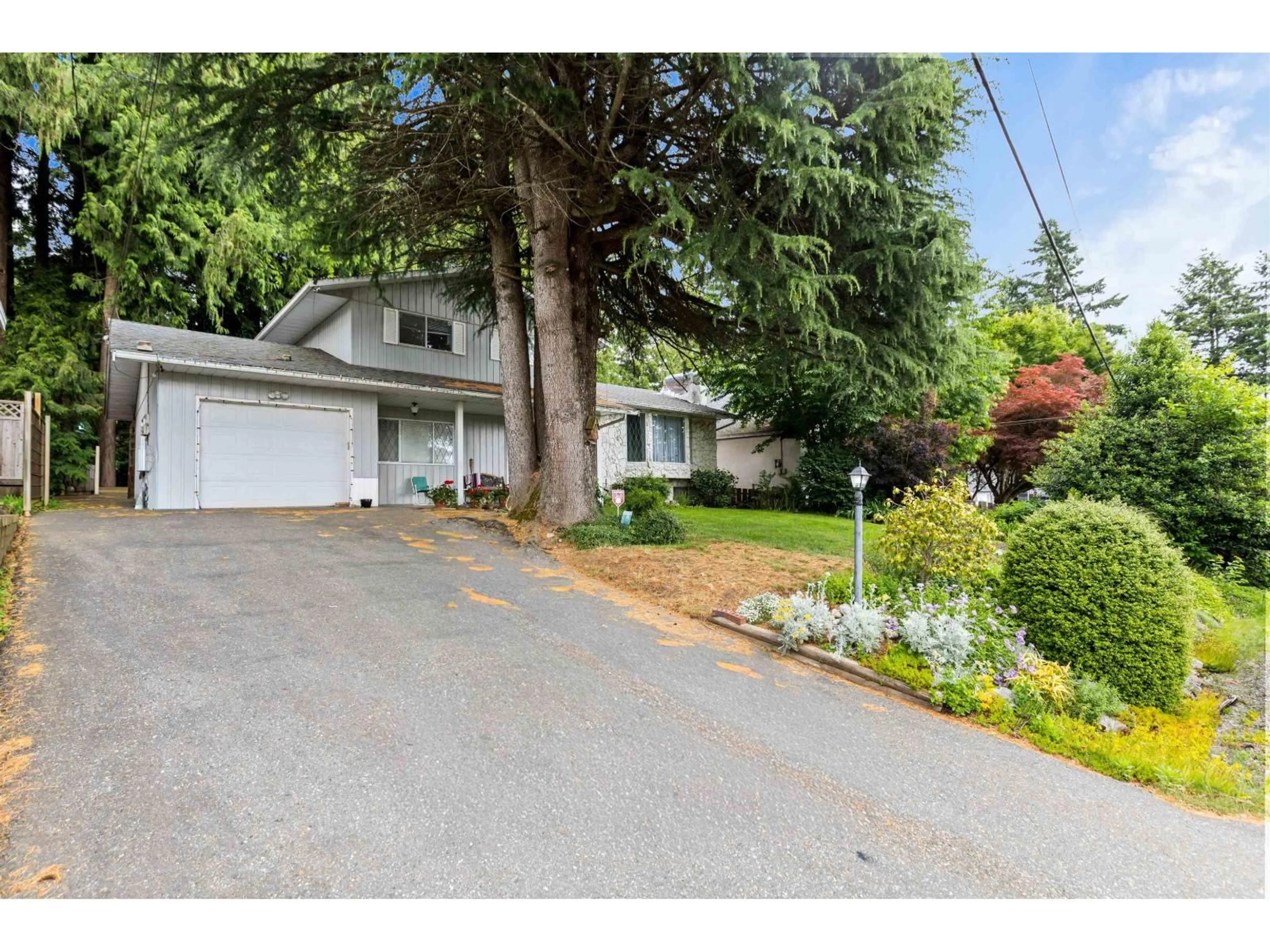 Unknown for 32637 WILLINGDON CRESCENT, Abbotsford British Columbia V2T1S1