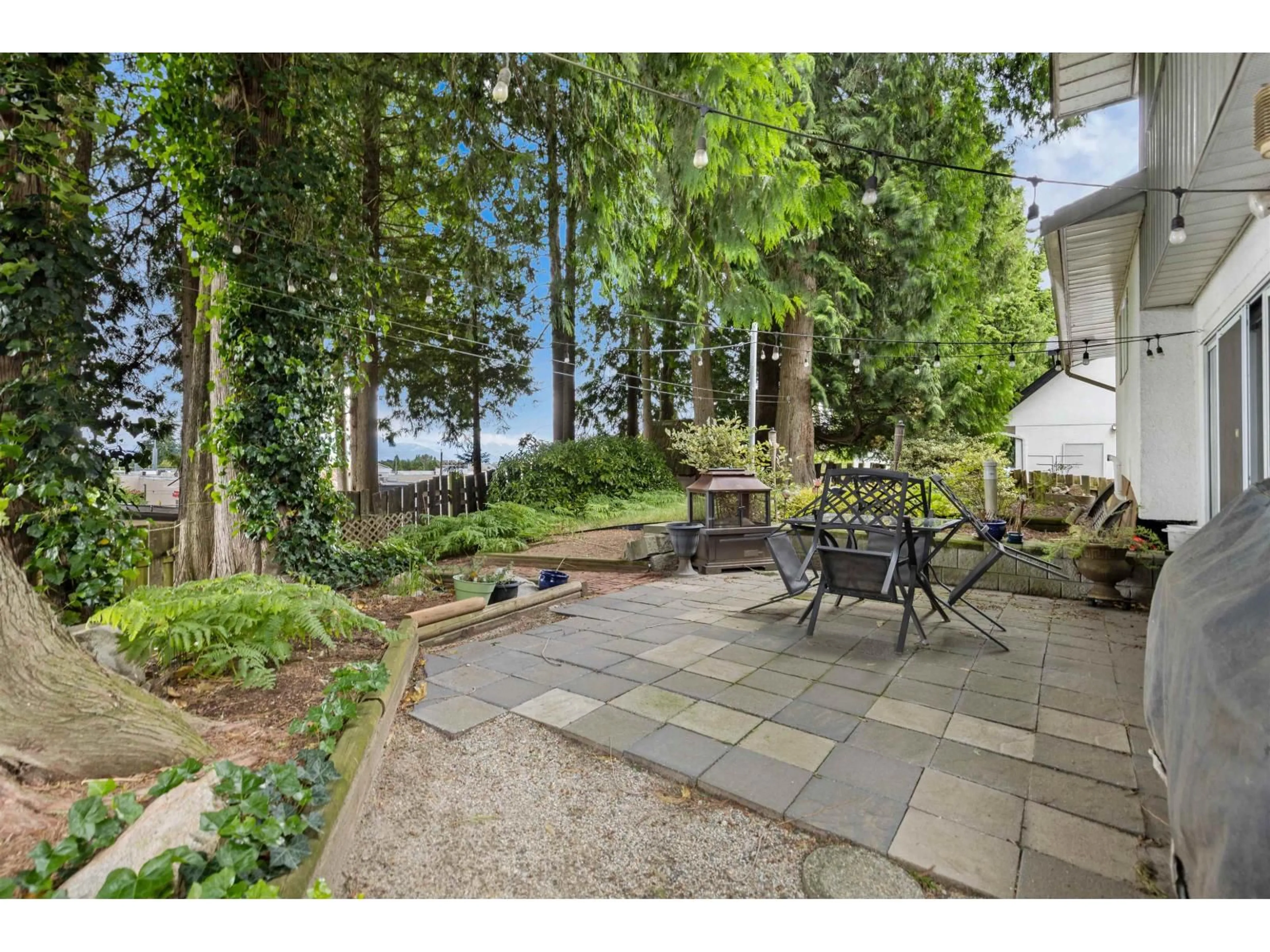 Patio, water/lake/river/ocean view for 32637 WILLINGDON CRESCENT, Abbotsford British Columbia V2T1S1