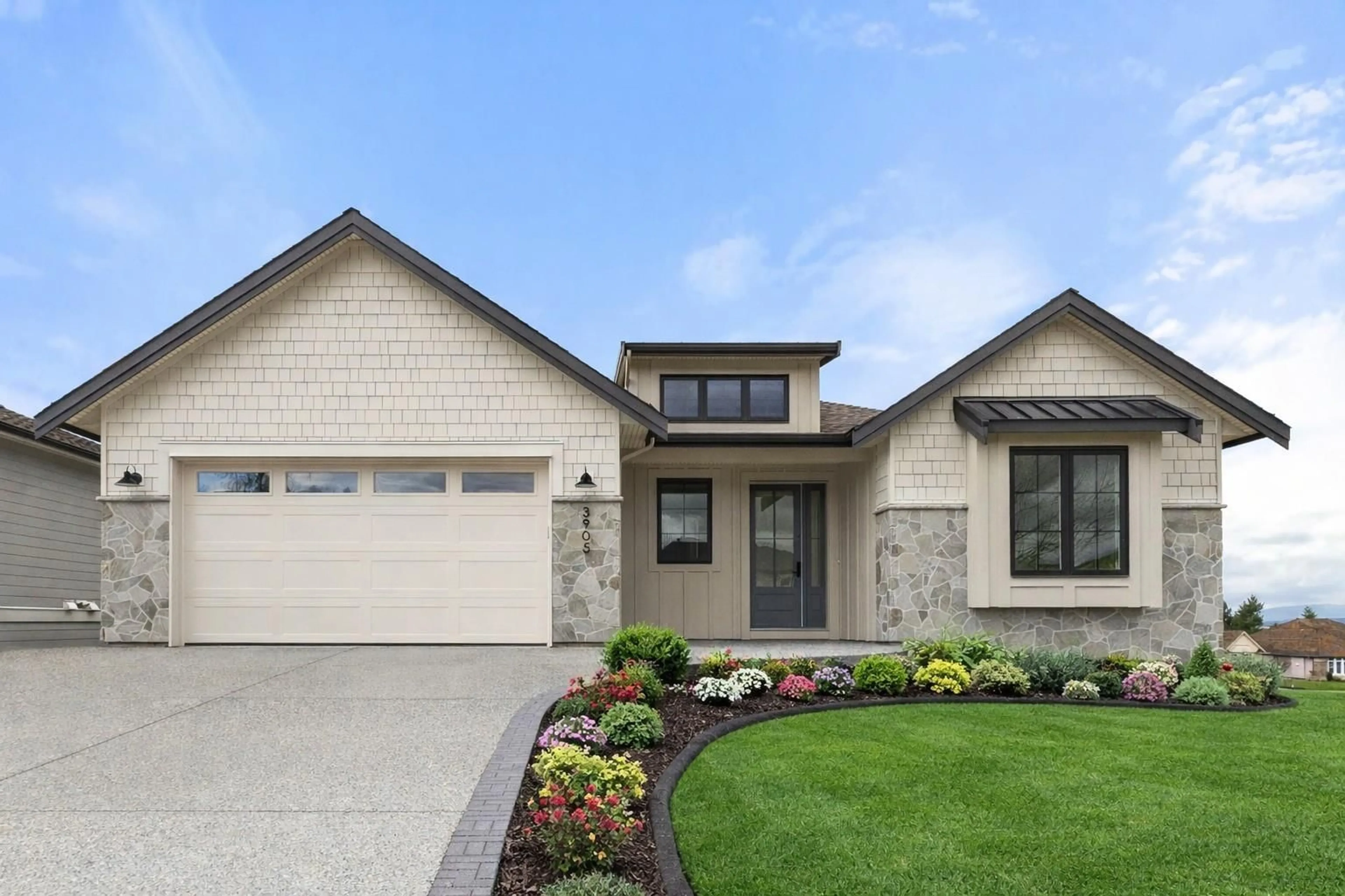Home with brick exterior material, street for 3905 LATIMER STREET, Abbotsford British Columbia V2S2J4