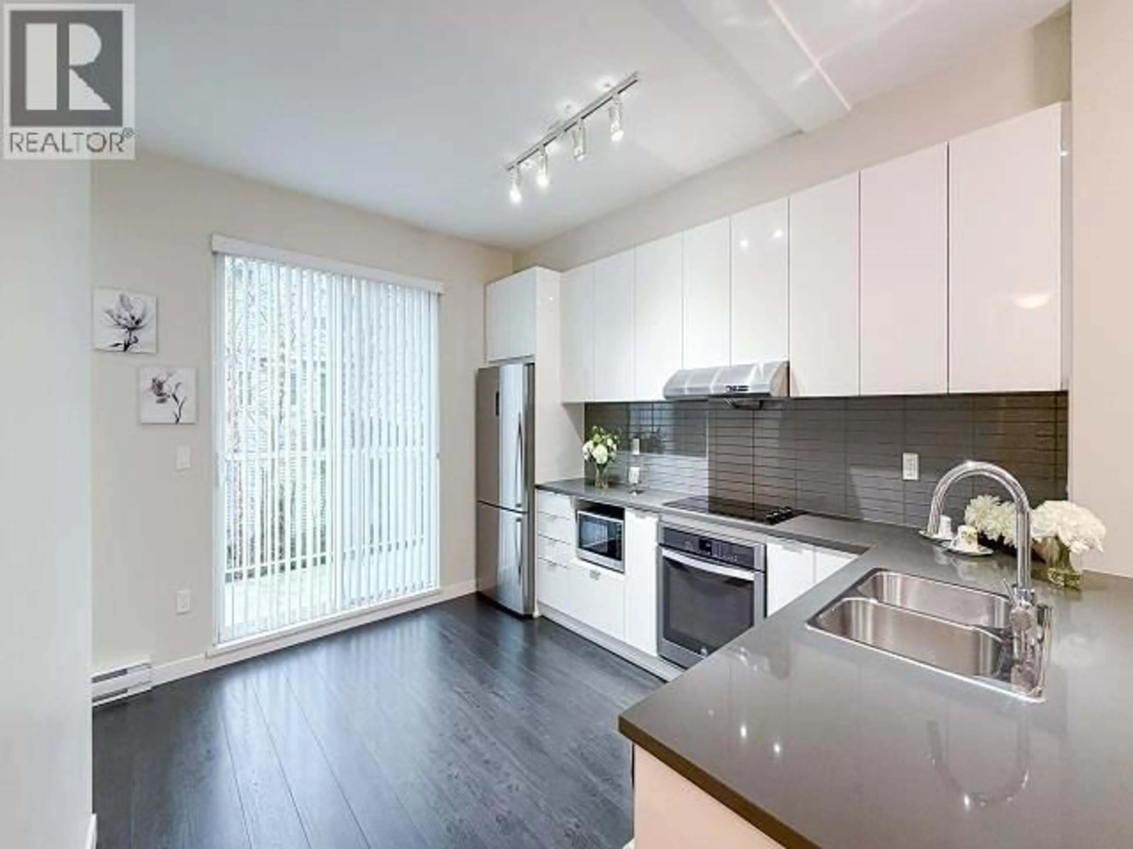 Open concept kitchen, unknown for 128 - 5550 ADMIRAL WAY, Ladner British Columbia V4K0C4