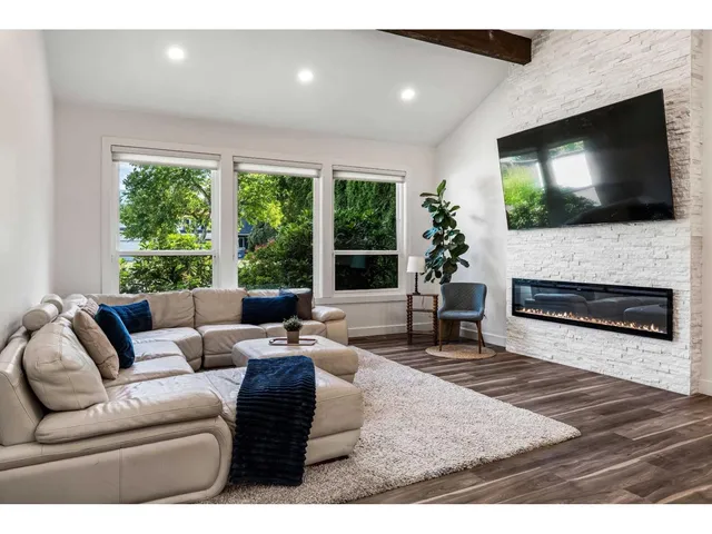 45617 WORTHINGTON PLACE, Chilliwack 2