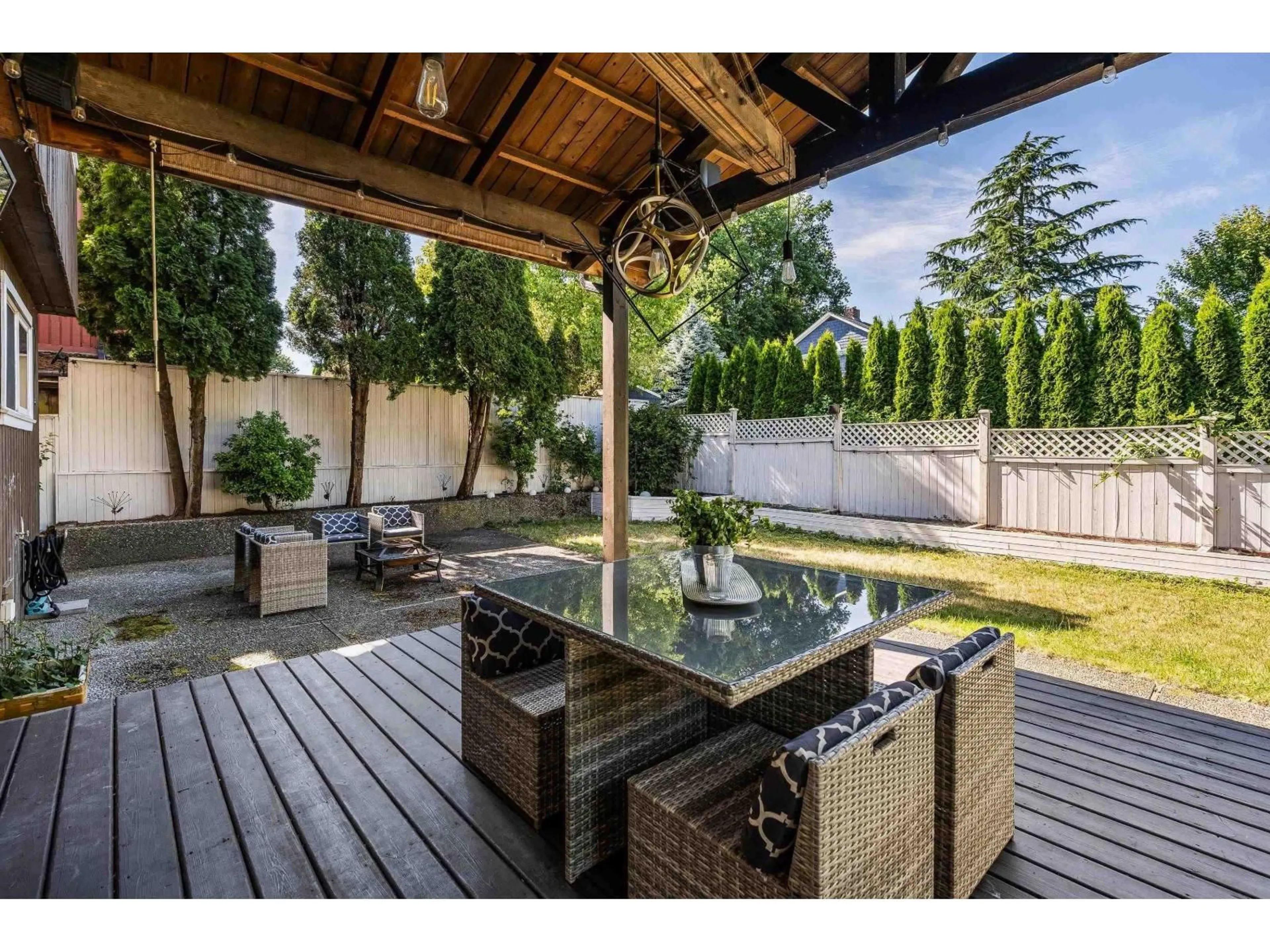 Patio, unknown for 45617 WORTHINGTON PLACE, Chilliwack British Columbia V2R1N6