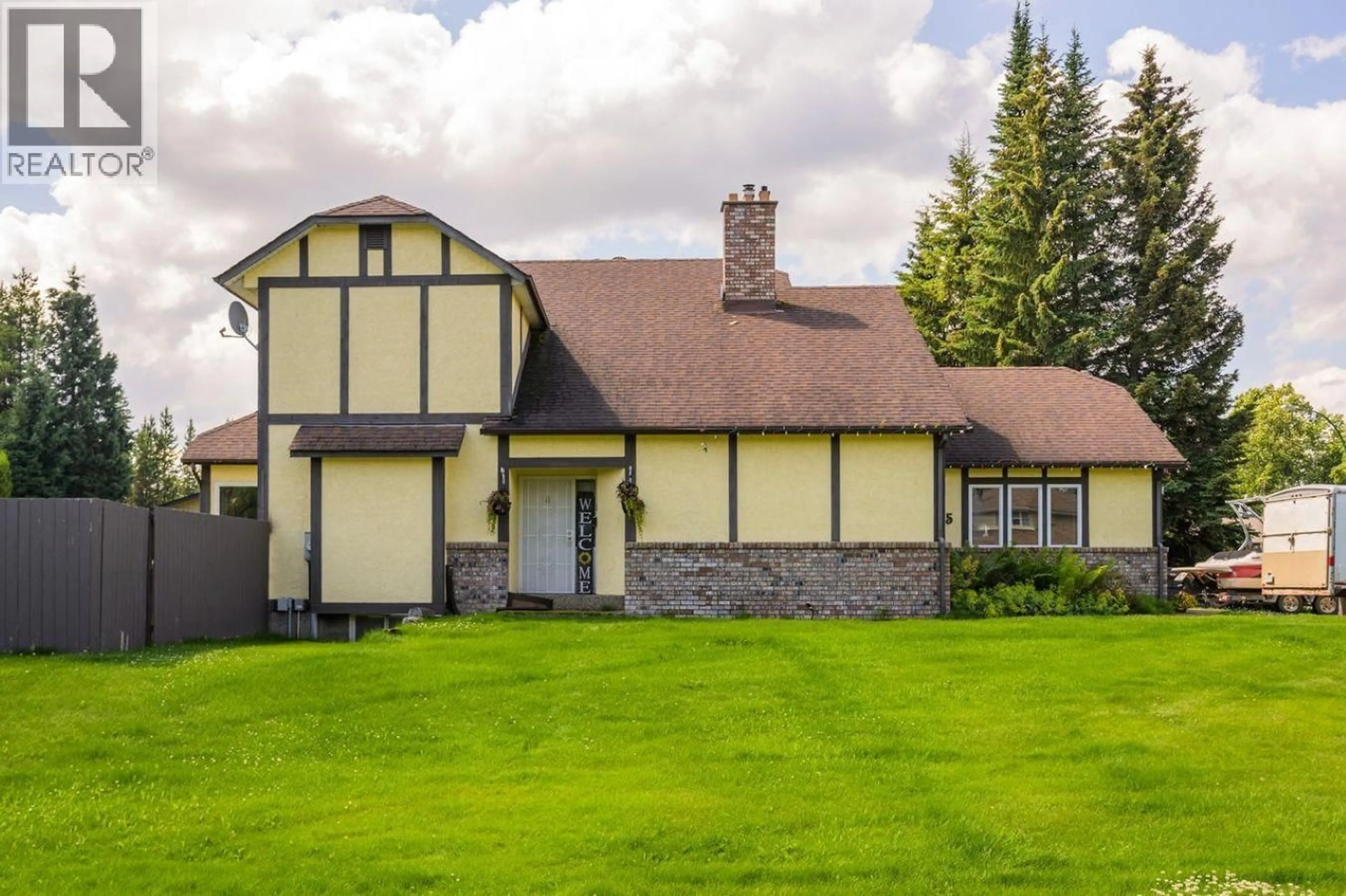 Home with vinyl exterior material, street for 2675 RIDGEVIEW DRIVE, Prince George British Columbia V2K4C8