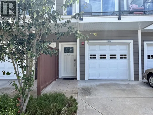 5956 BEACHGATE LANE, Sechelt 3