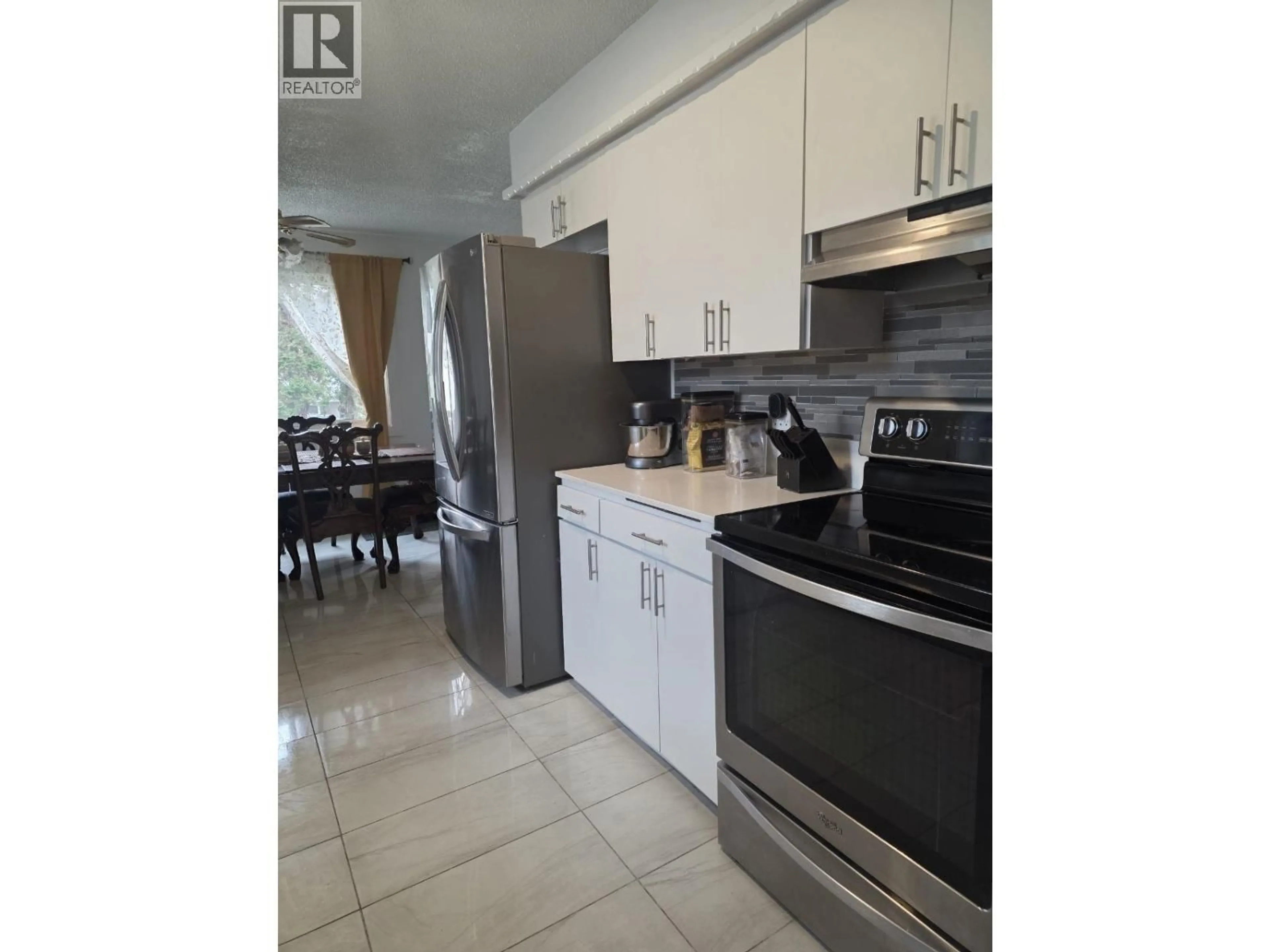 Unknown for 2613 OAK STREET, Prince George British Columbia V2L2A5