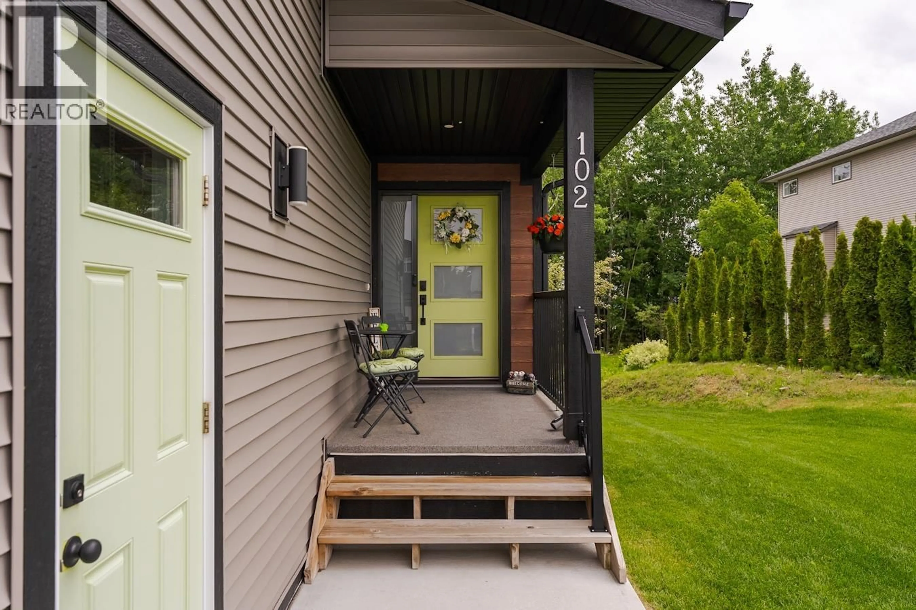 Patio, street for 102 - 6664 WESTMOUNT DRIVE, Prince George British Columbia V2N6R3