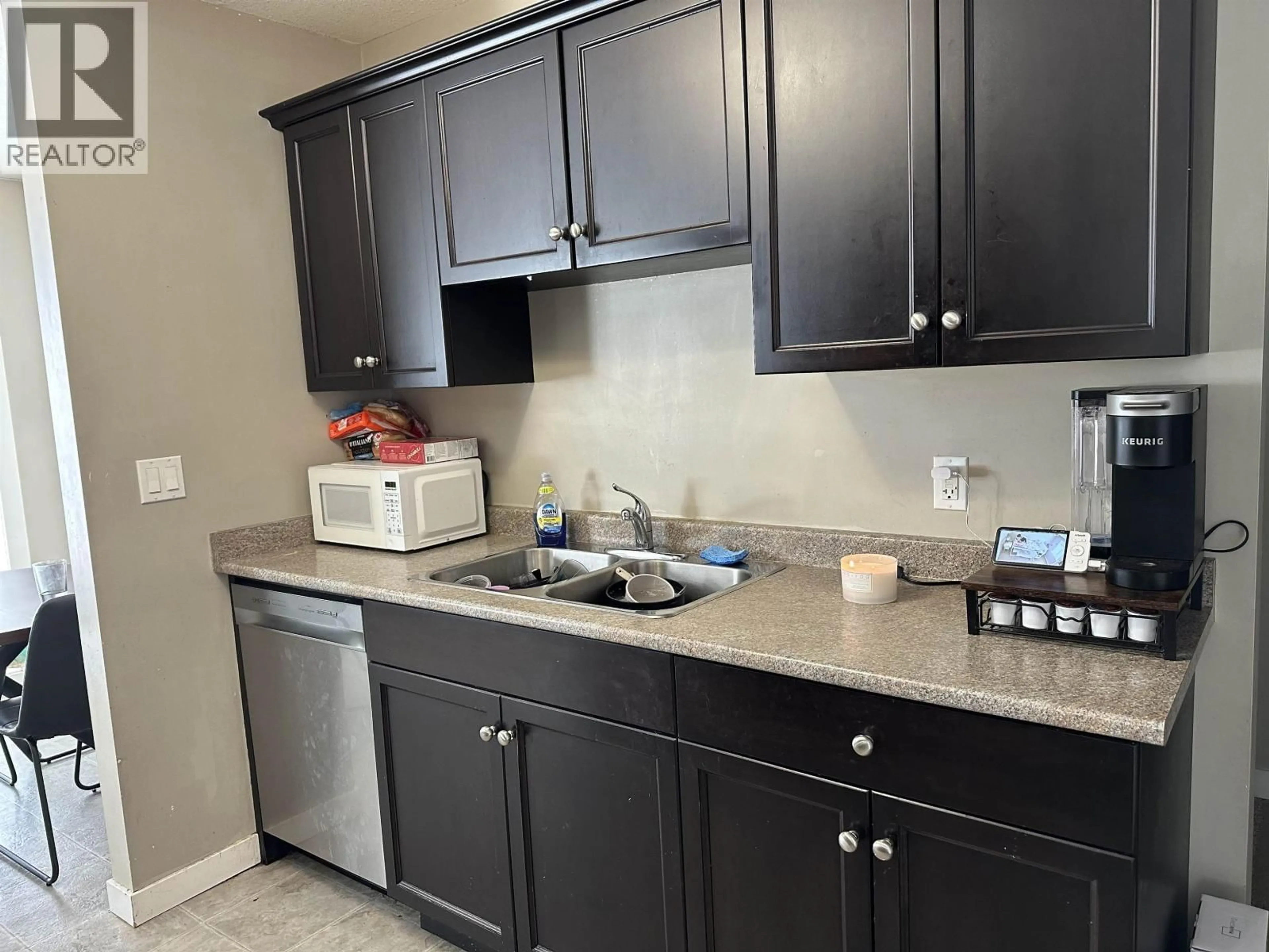 Standard kitchen, ceramic/tile floor for 6 - 9707 99 AVENUE, Taylor British Columbia V0K2K0