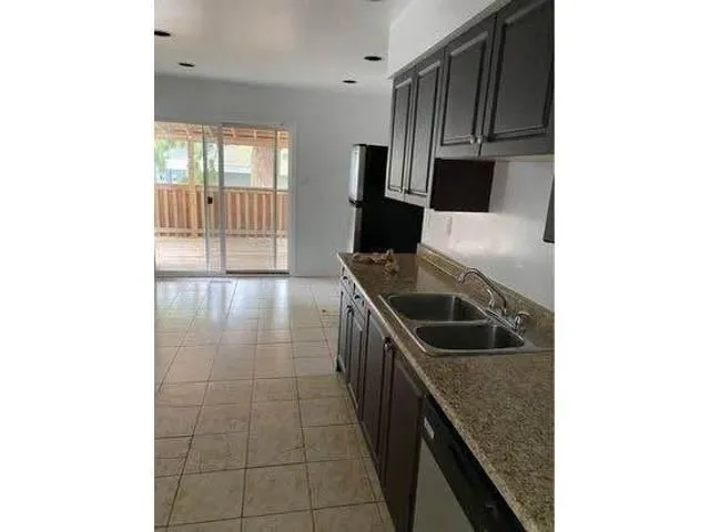 14860 89 AVENUE, Surrey 4