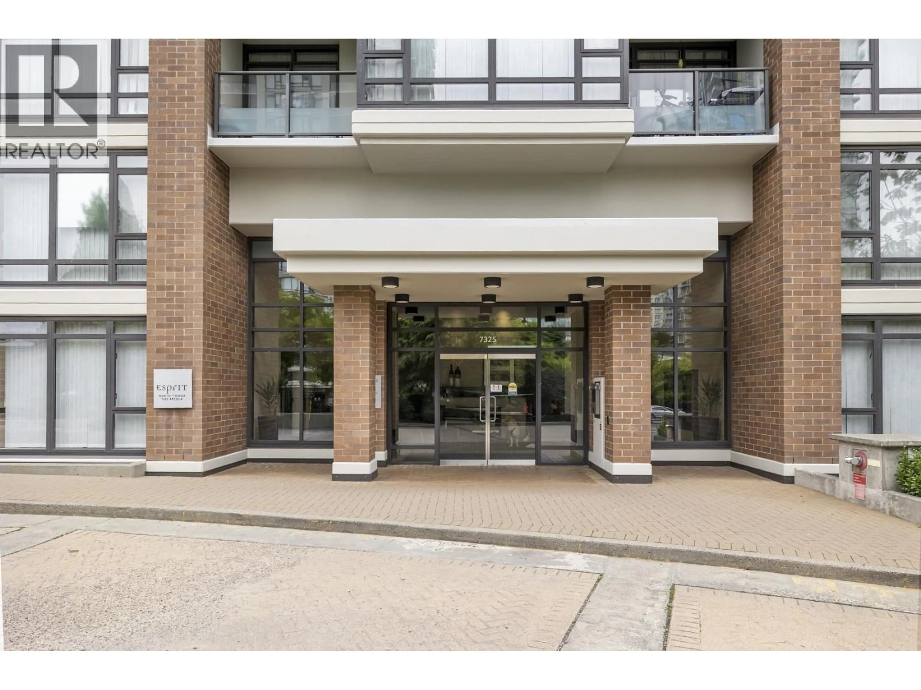 Indoor foyer for 503 - 7325 ARCOLA STREET, Burnaby British Columbia V5E0A7