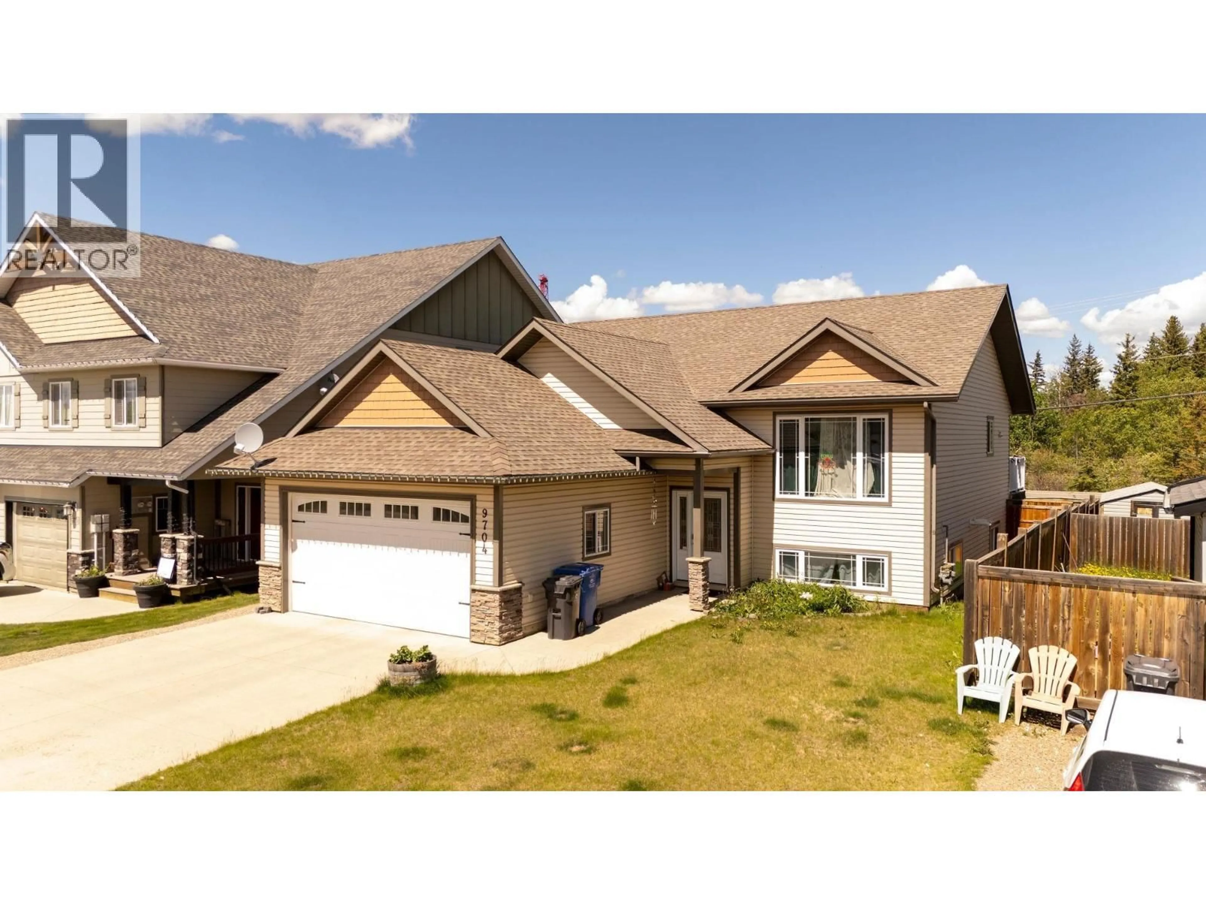 Home with vinyl exterior material, street for 9704 118 AVENUE, Fort St. John British Columbia V1J0E9