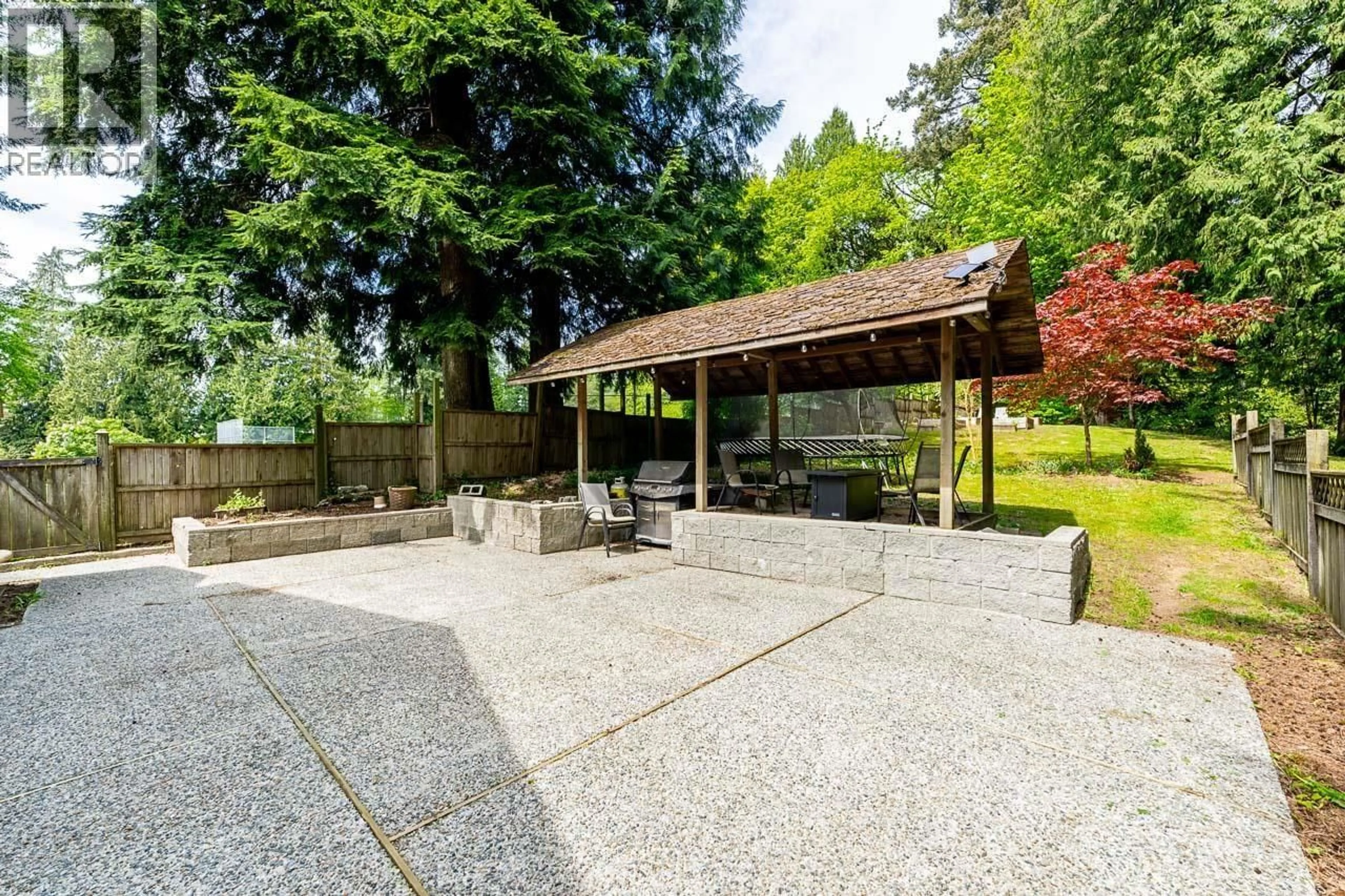 Patio, street for 1221 ROCHESTER AVENUE, Coquitlam British Columbia V3K2X3