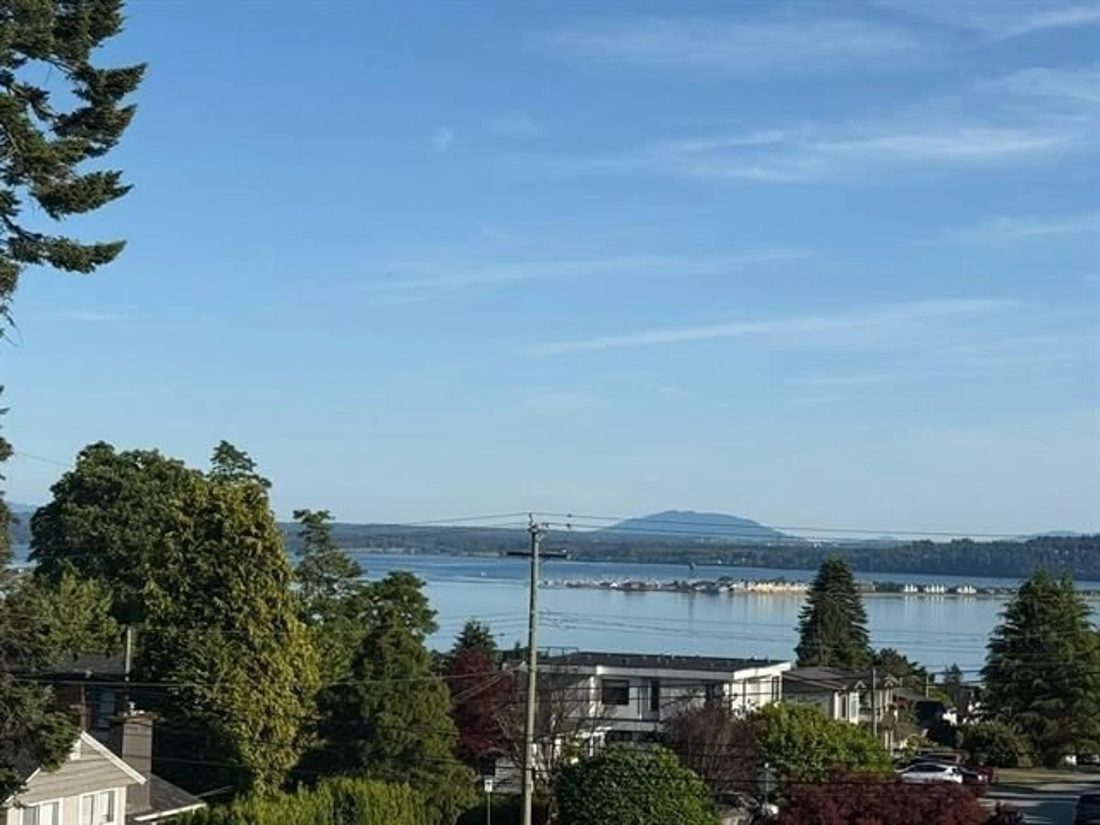 A pic from outside/outdoor area/front of a property/back of a property/a pic from drone, water/lake/river/ocean view for 1243 PARKER STREET, White Rock British Columbia V4B4S2