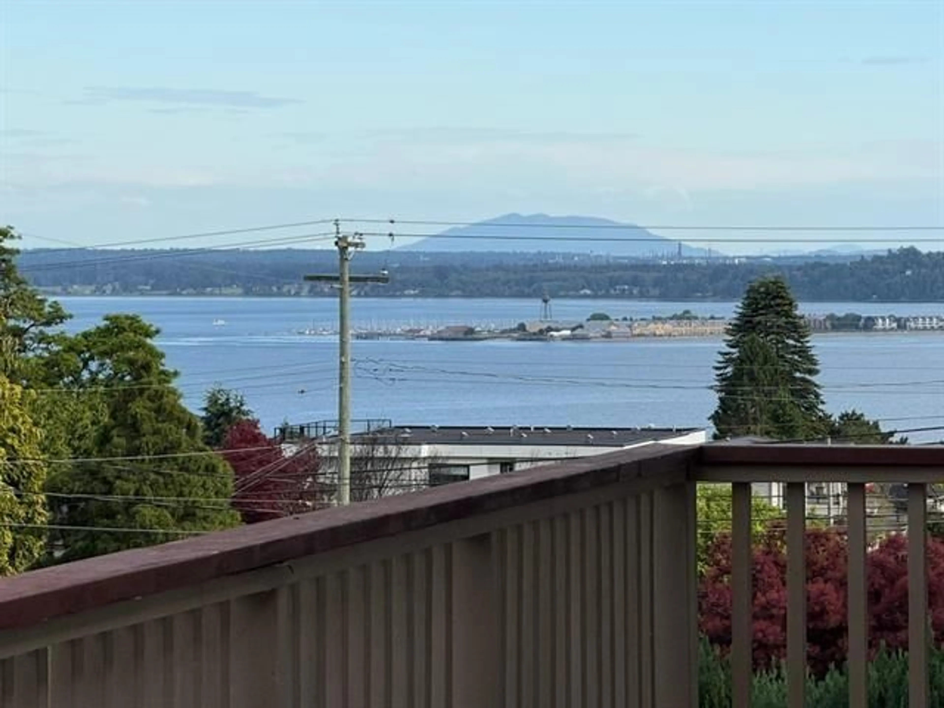 Unknown for 1243 PARKER STREET, White Rock British Columbia V4B4S2