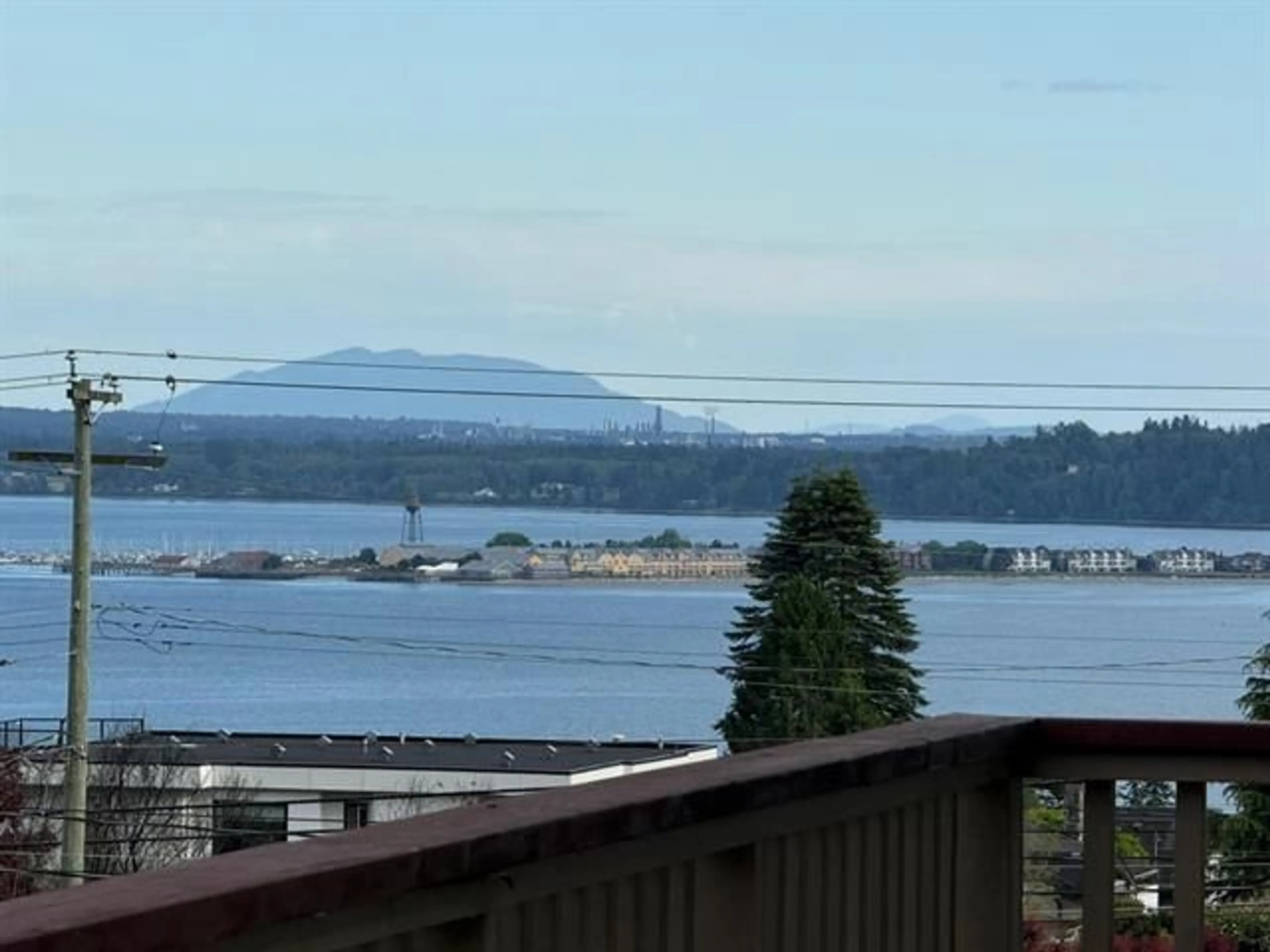 Blurry image for 1243 PARKER STREET, White Rock British Columbia V4B4S2