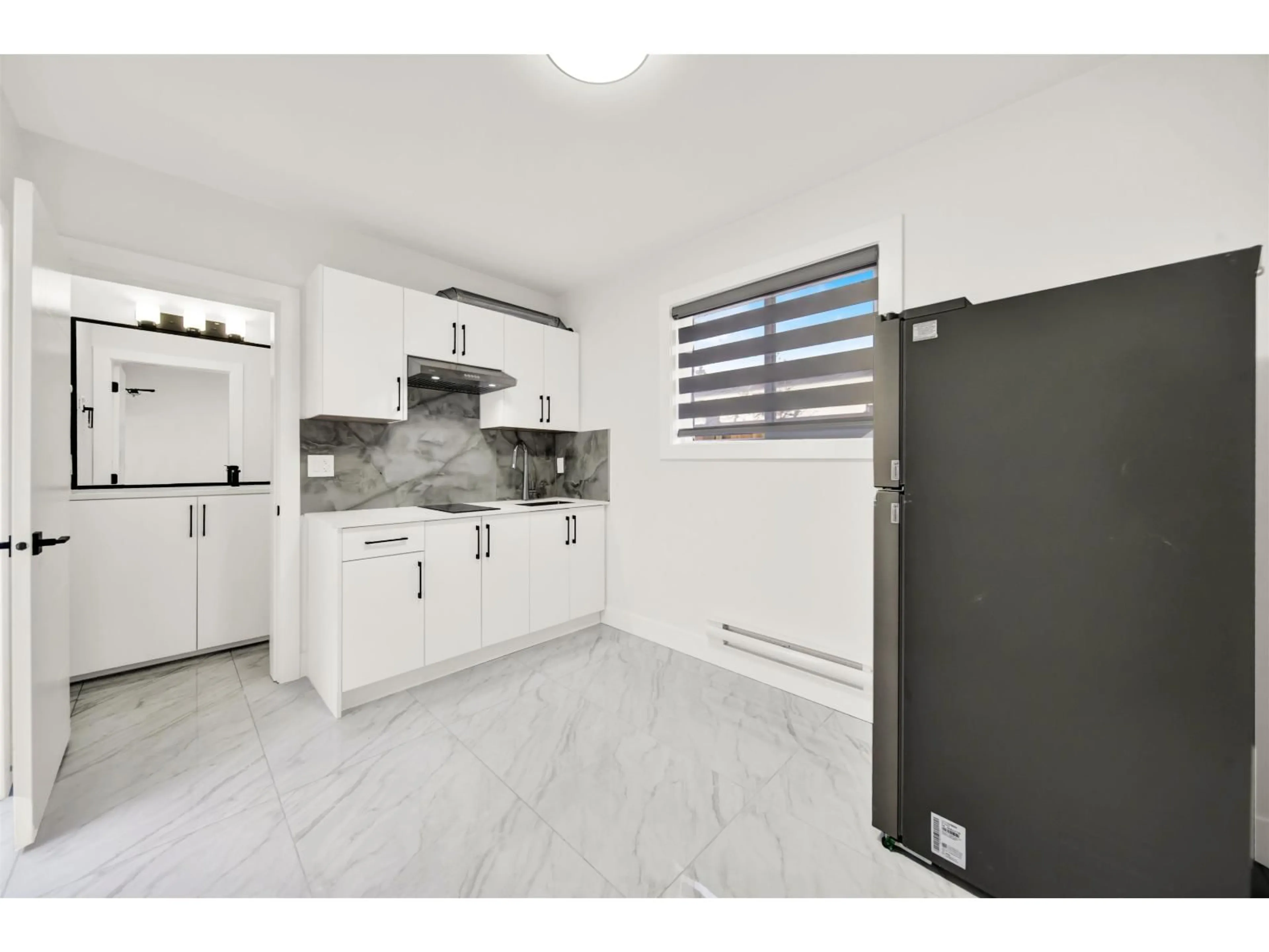 Unknown for 11785 82B AVENUE, Delta British Columbia V4C2E8