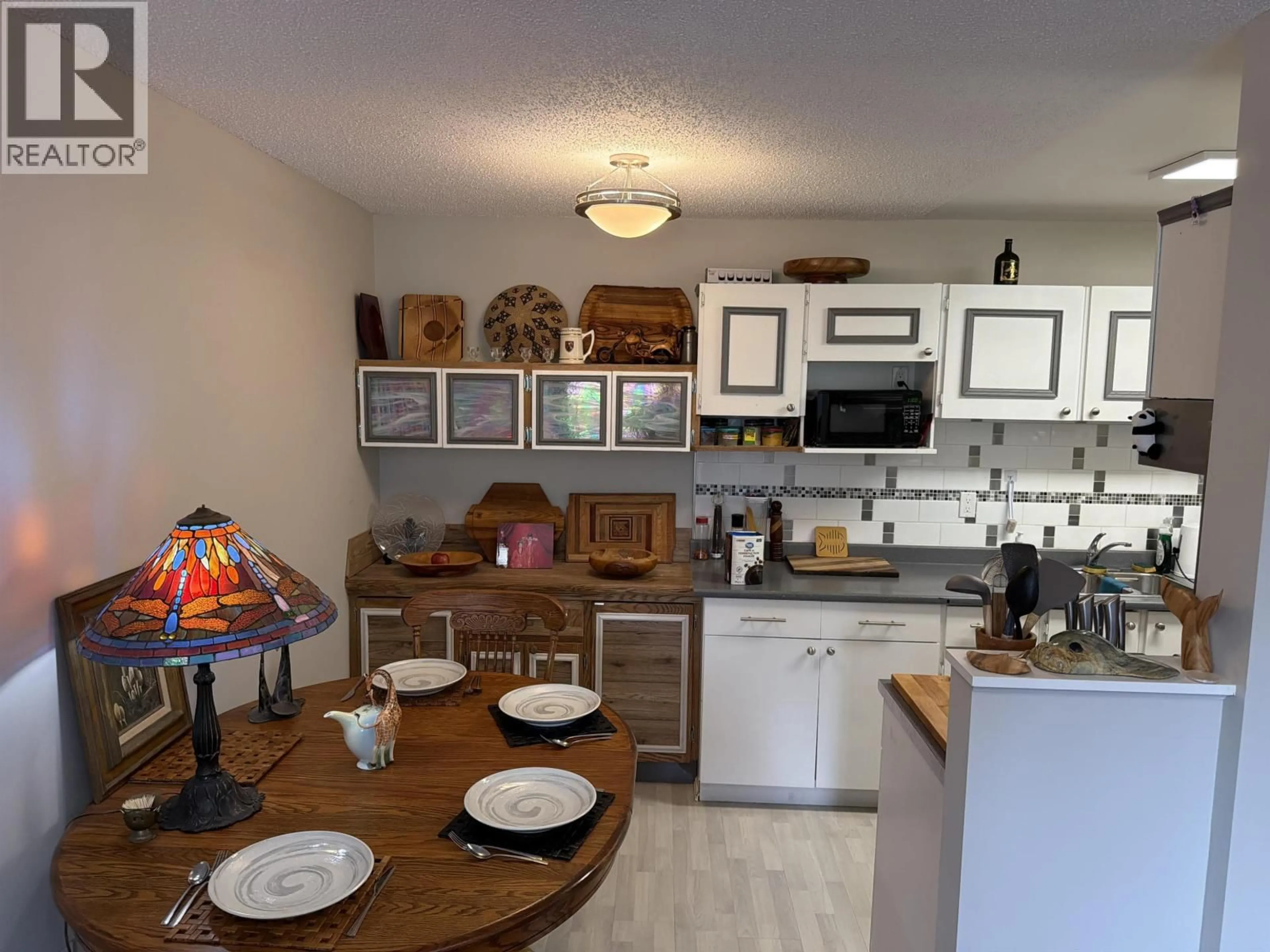 Open concept kitchen, unknown for 319 - 7295 MOFFATT ROAD, Richmond British Columbia V6Y3E5