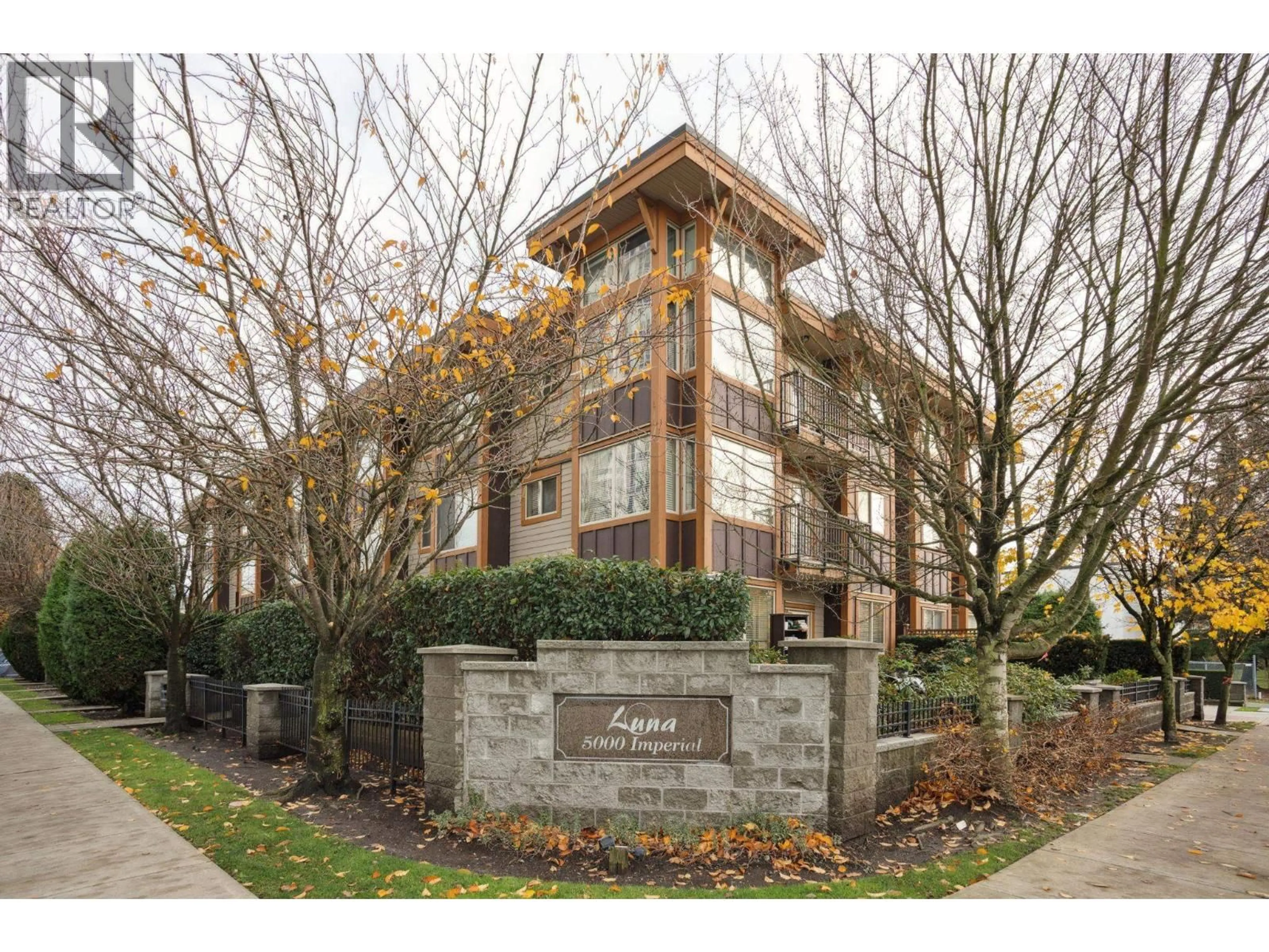 Unknown for 301 - 5000 IMPERIAL STREET, Burnaby British Columbia V5J1C8