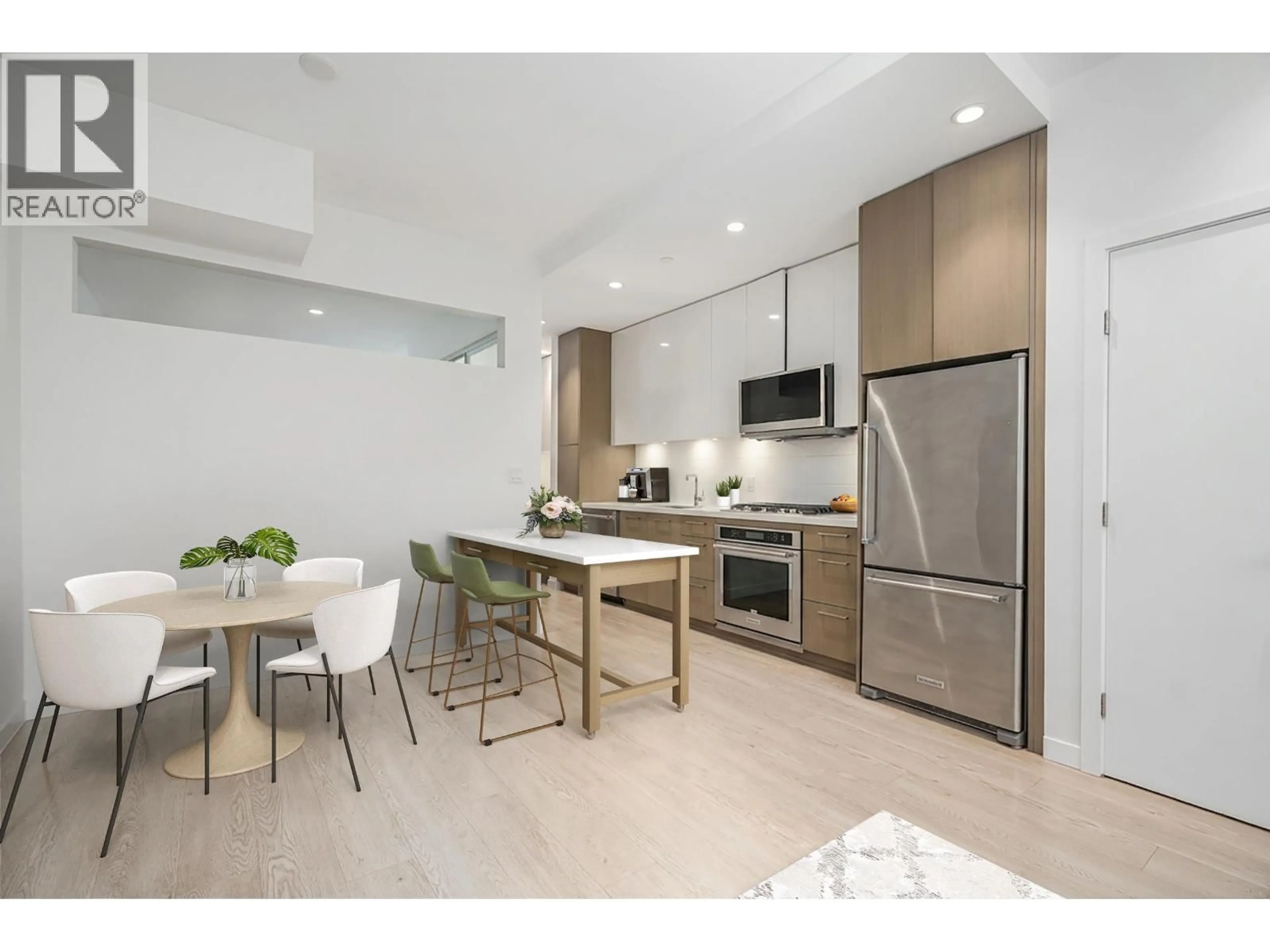 Open concept kitchen, unknown for 109 - 417 GREAT NORTHERN WAY, Vancouver British Columbia V5T0G7