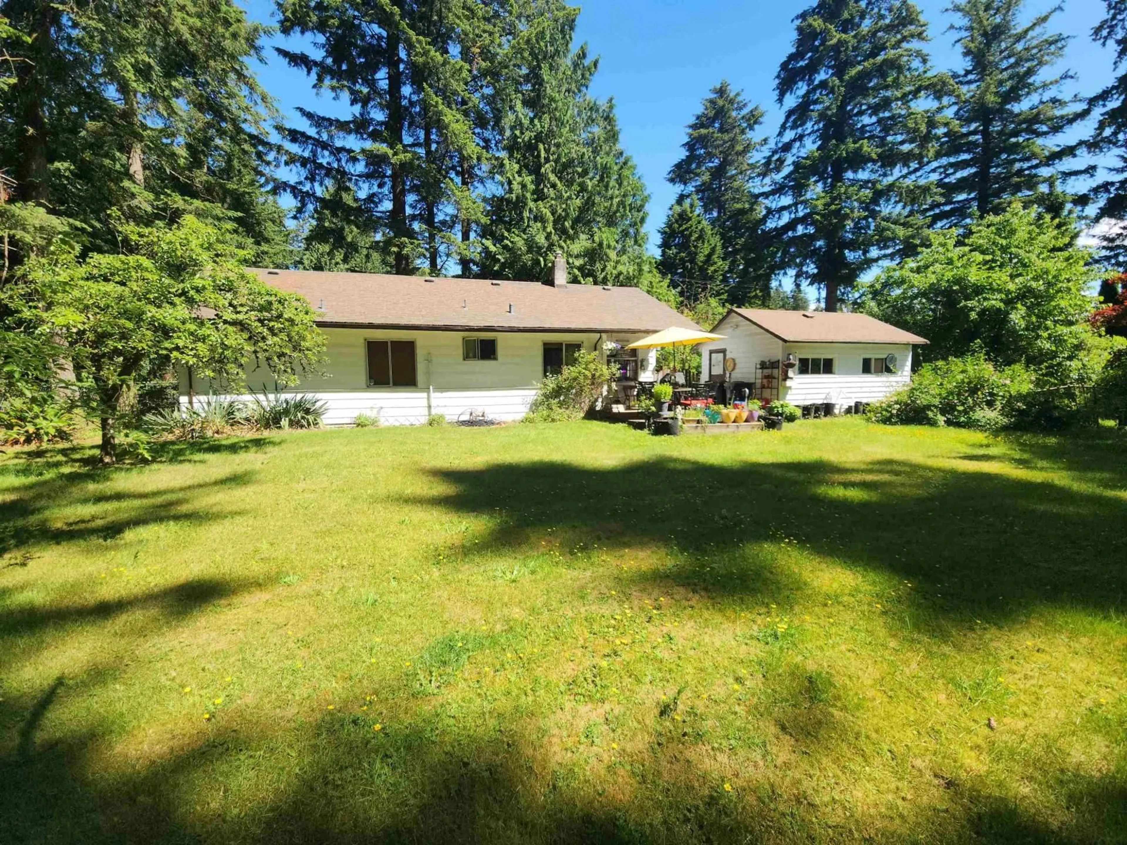 A pic from outside/outdoor area/front of a property/back of a property/a pic from drone, unknown for 20176 28 AVENUE, Langley British Columbia V2Z1X2