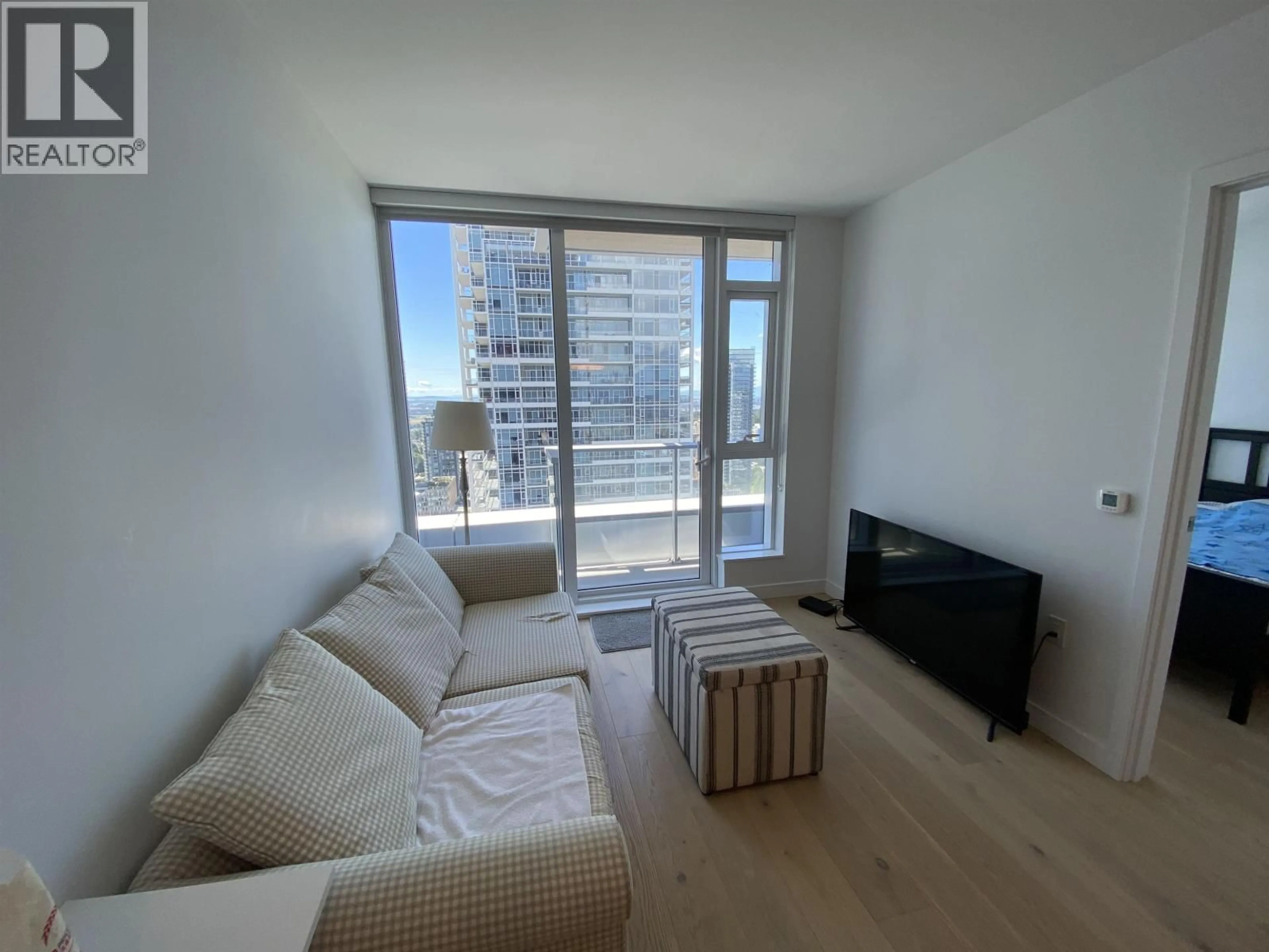 Living room with furniture, unknown for 3203 - 6000 MCKAY AVENUE, Burnaby British Columbia V5H0K2