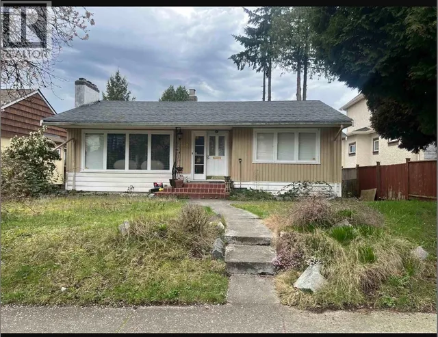 438 45TH AVENUE, Vancouver