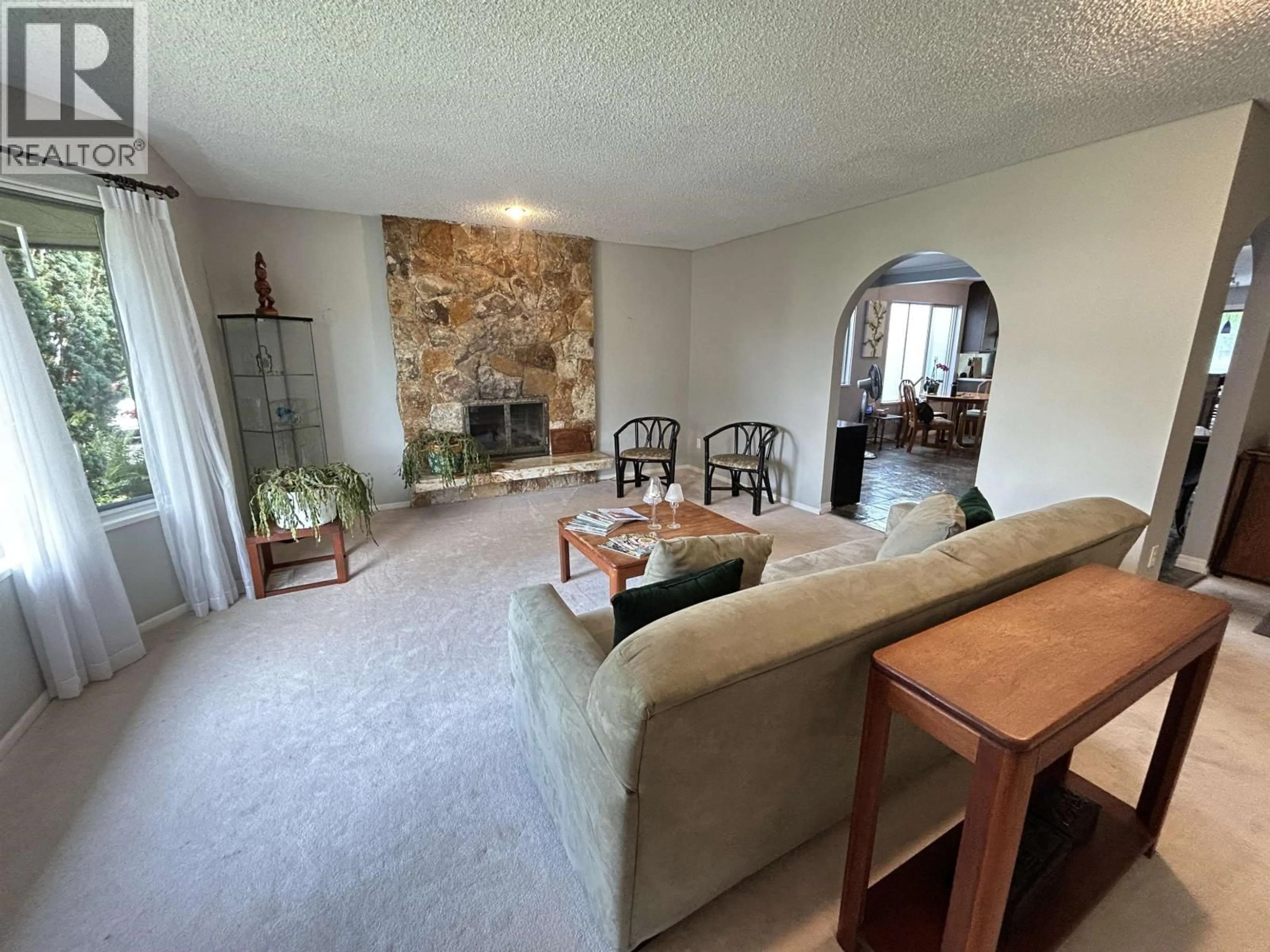 Living room with furniture, unknown for 7560 WATERTON DRIVE, Richmond British Columbia V7A4G4