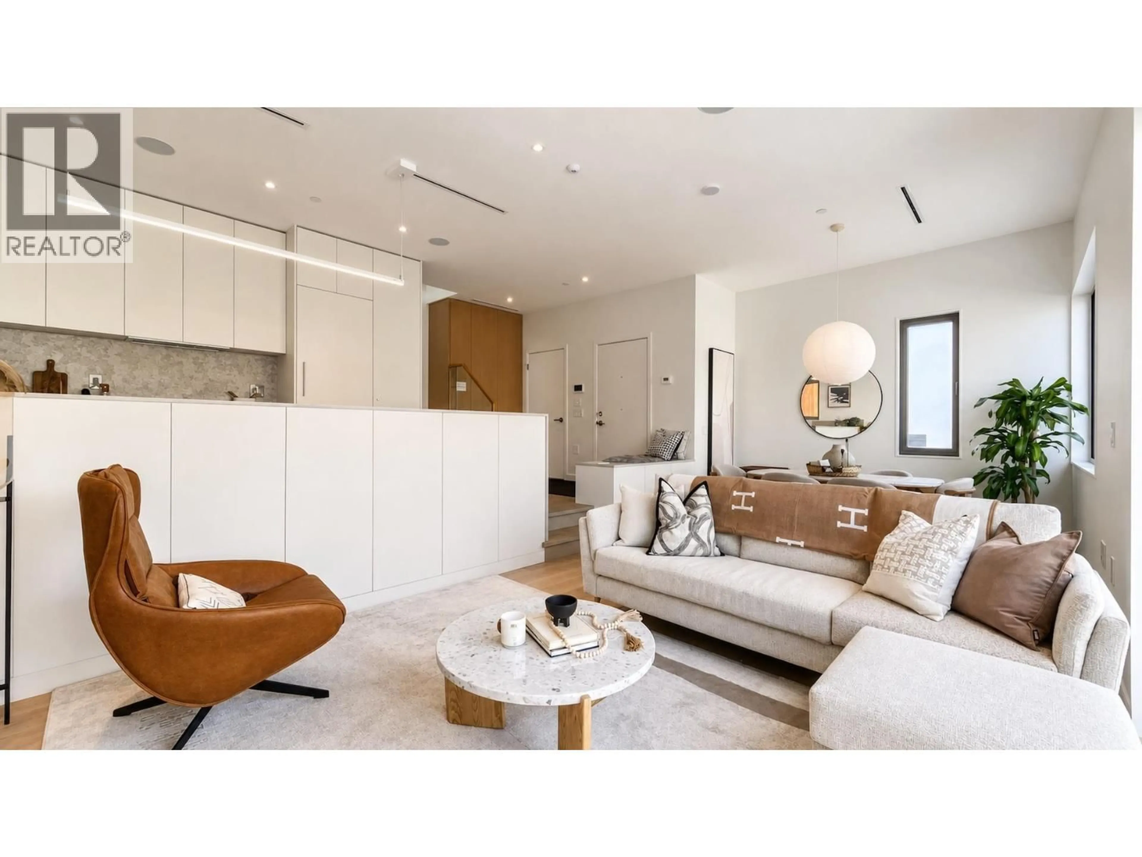 Living room with furniture, unknown for 1 - 2915 5TH AVENUE, Vancouver British Columbia V5M1N6