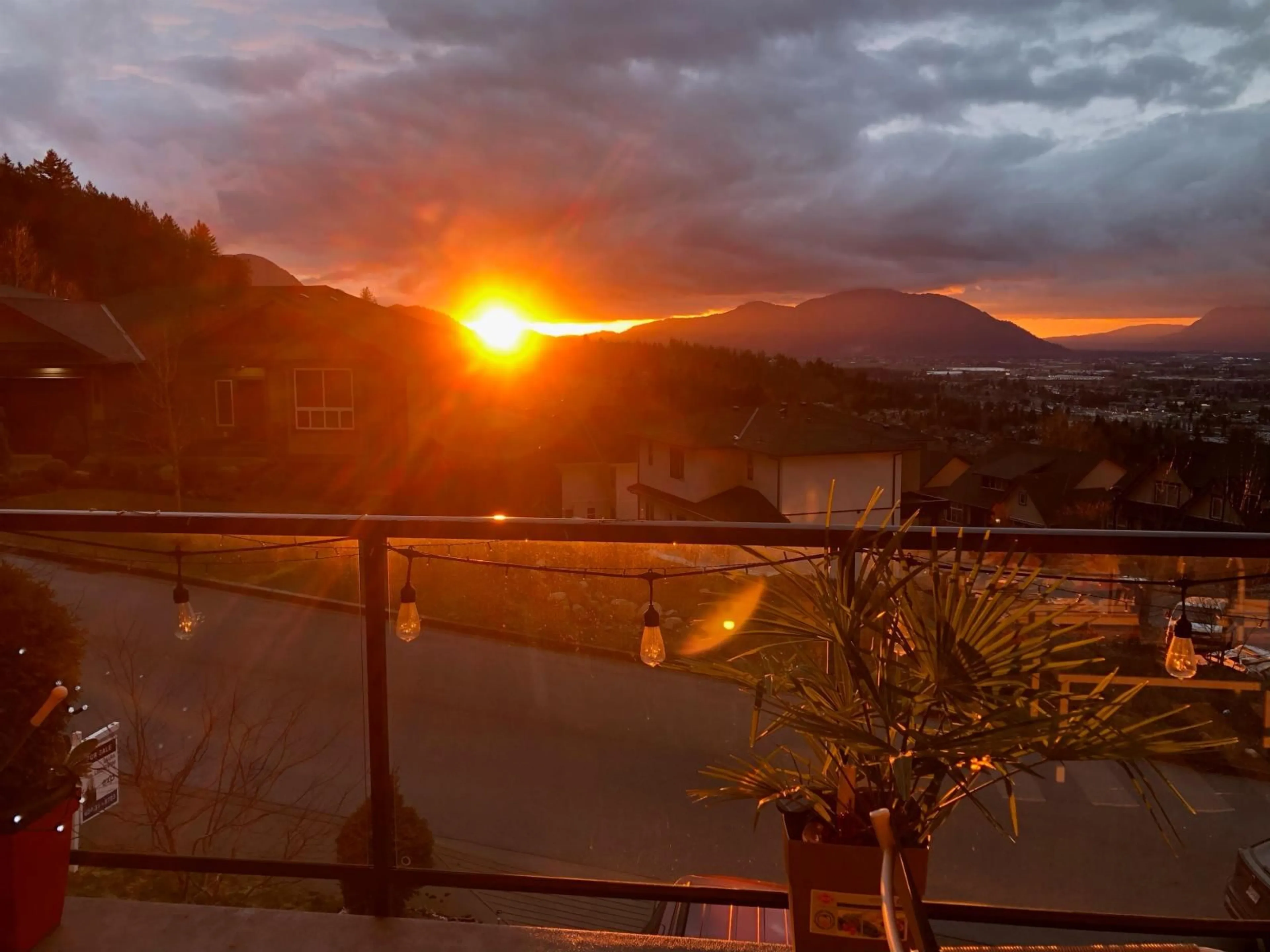 Balcony in the apartment, mountain view for 5510 MACLACHLAN PLACE, Chilliwack British Columbia V2R0P3