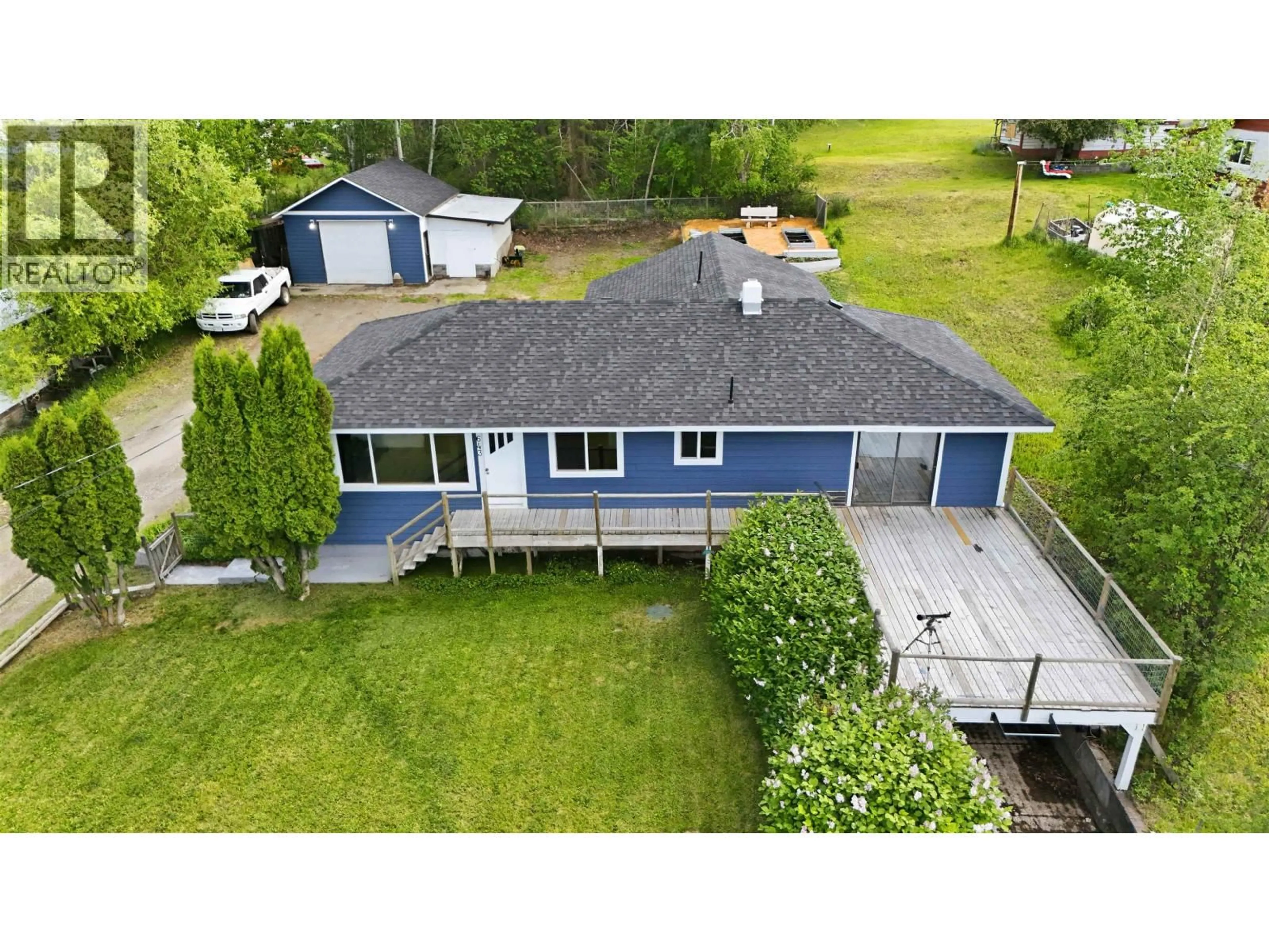 A pic from outside/outdoor area/front of a property/back of a property/a pic from drone, unknown for 643 HODGSON ROAD, Esler / Dog Creek British Columbia V2G3P8