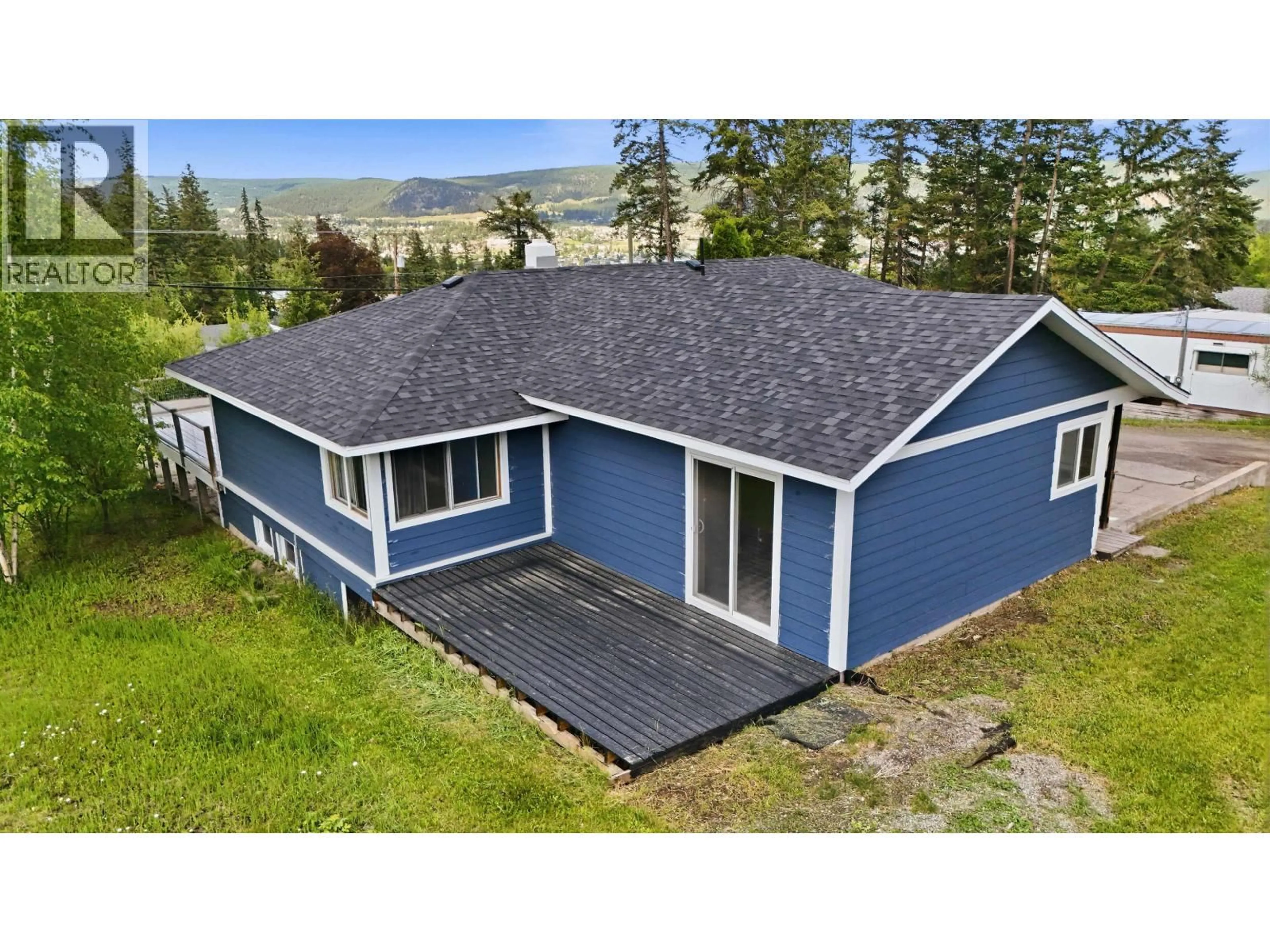 Home with vinyl exterior material, unknown for 643 HODGSON ROAD, Esler / Dog Creek British Columbia V2G3P8