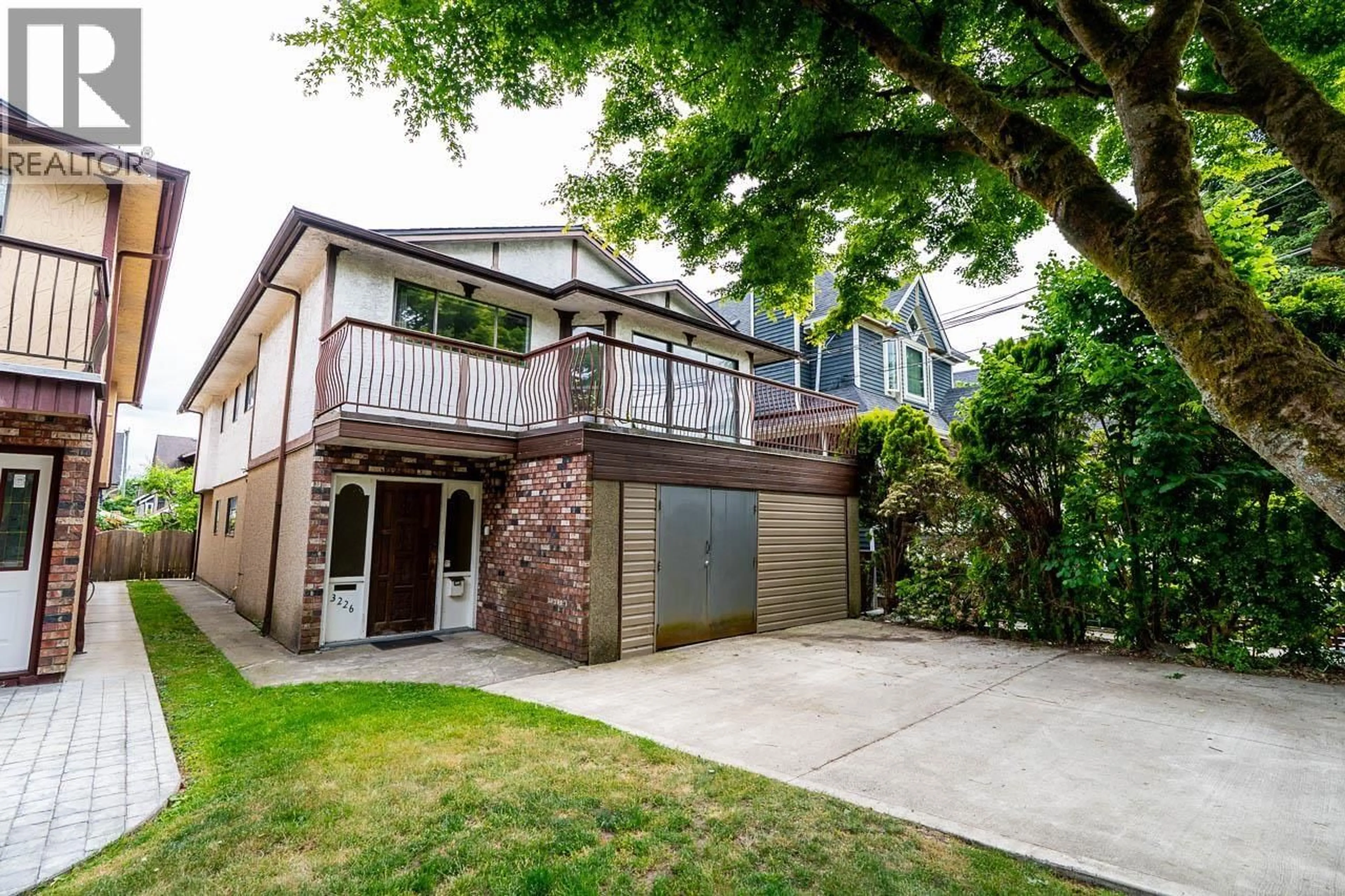 Unknown for 3226 5TH AVENUE, Vancouver British Columbia V6K1V4