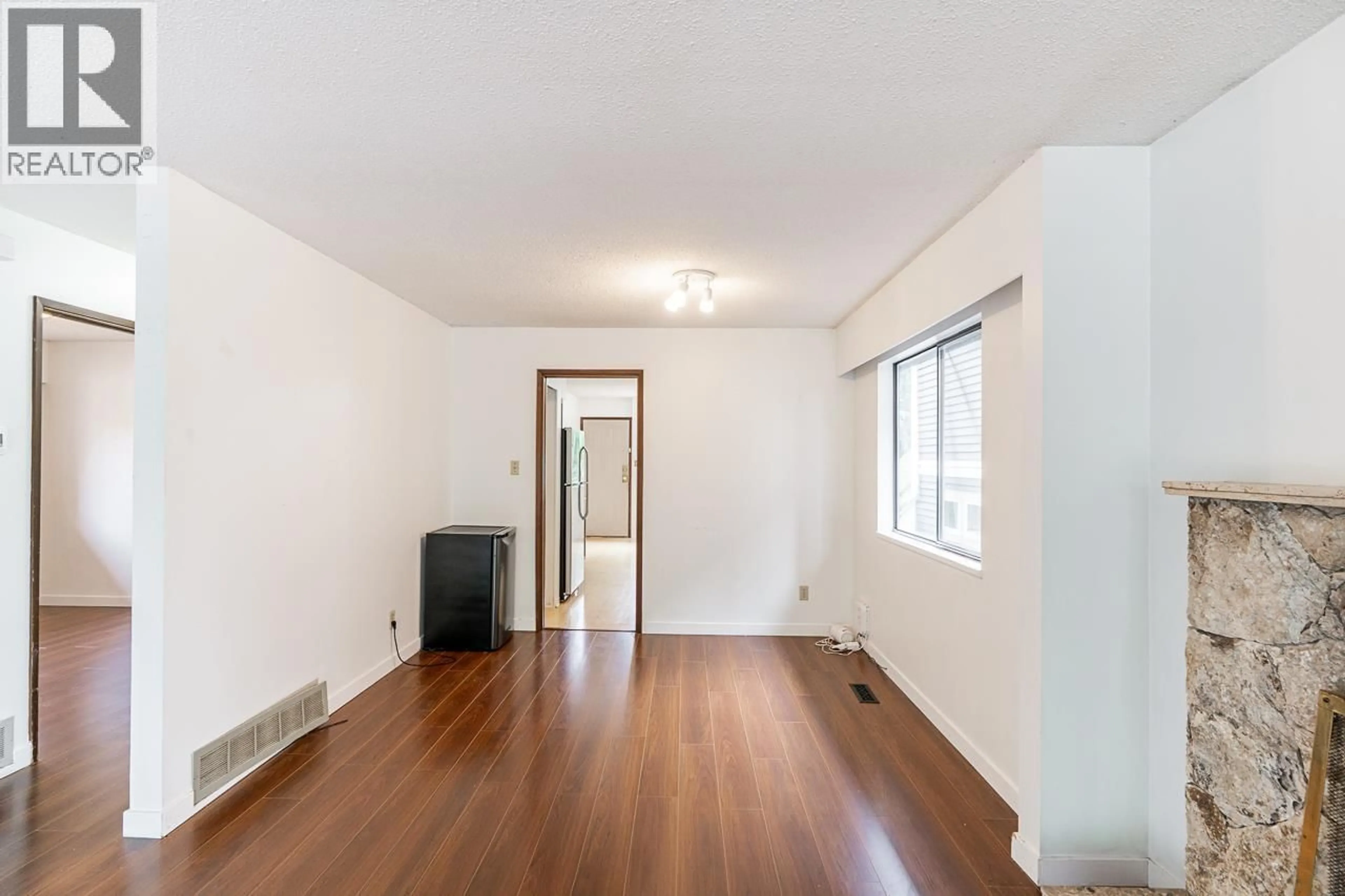 A pic of a room for 3226 5TH AVENUE, Vancouver British Columbia V6K1V4