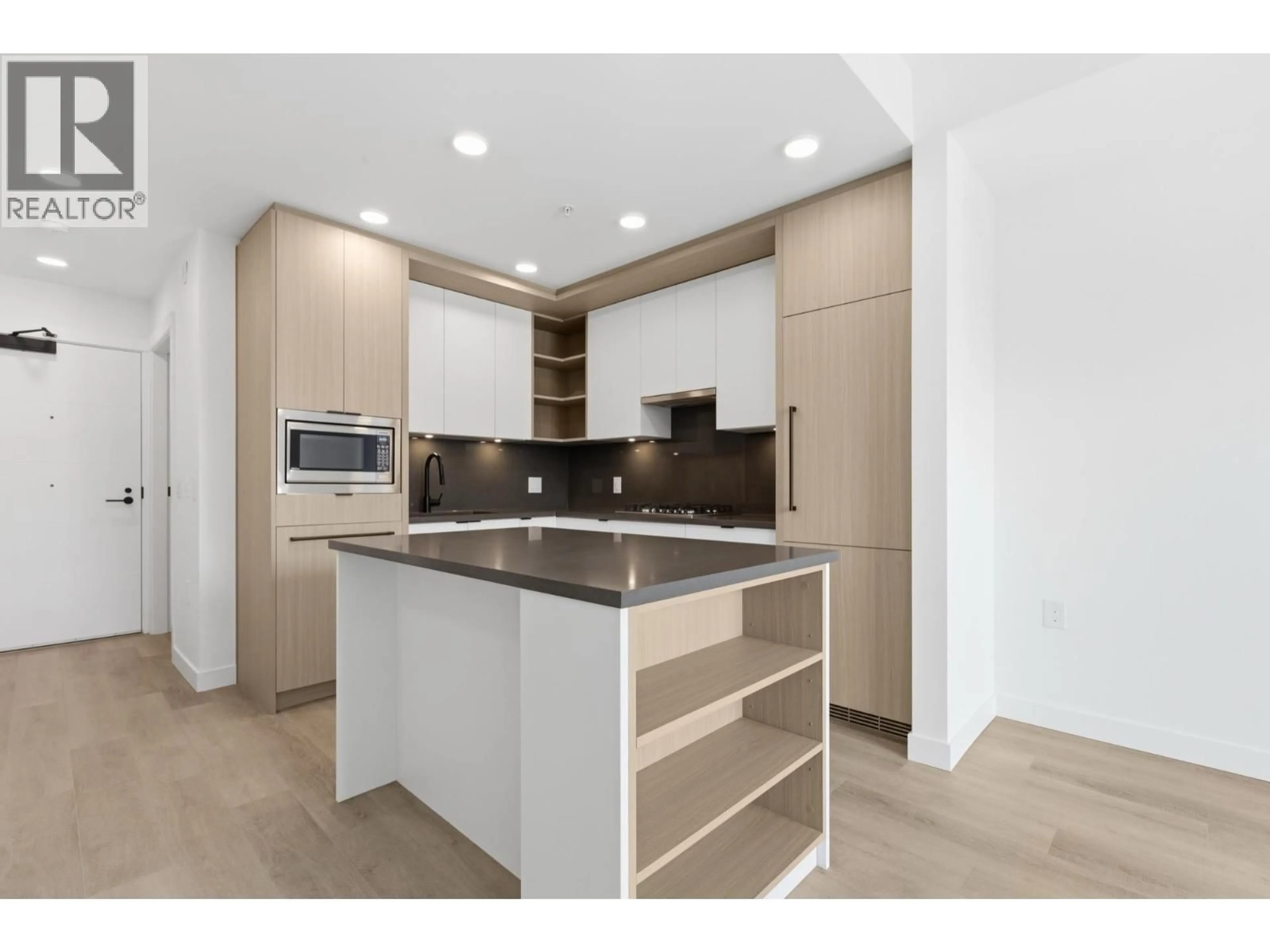 Unknown for 504 - 2268 BROADWAY, Vancouver British Columbia V5N0L2