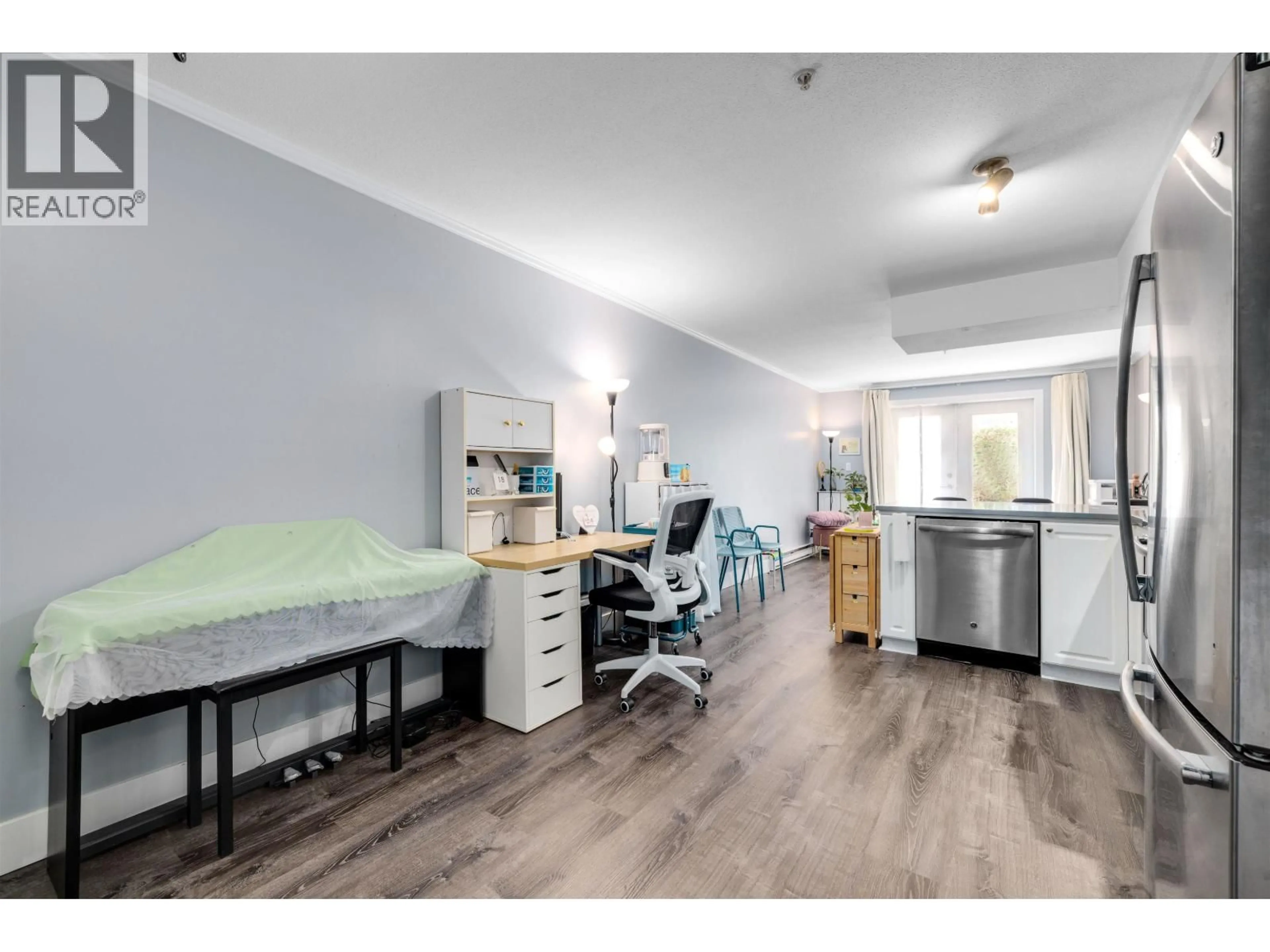 A pic of a room for 145 - 5880 DOVER CRESCENT, Richmond British Columbia V7C5P5