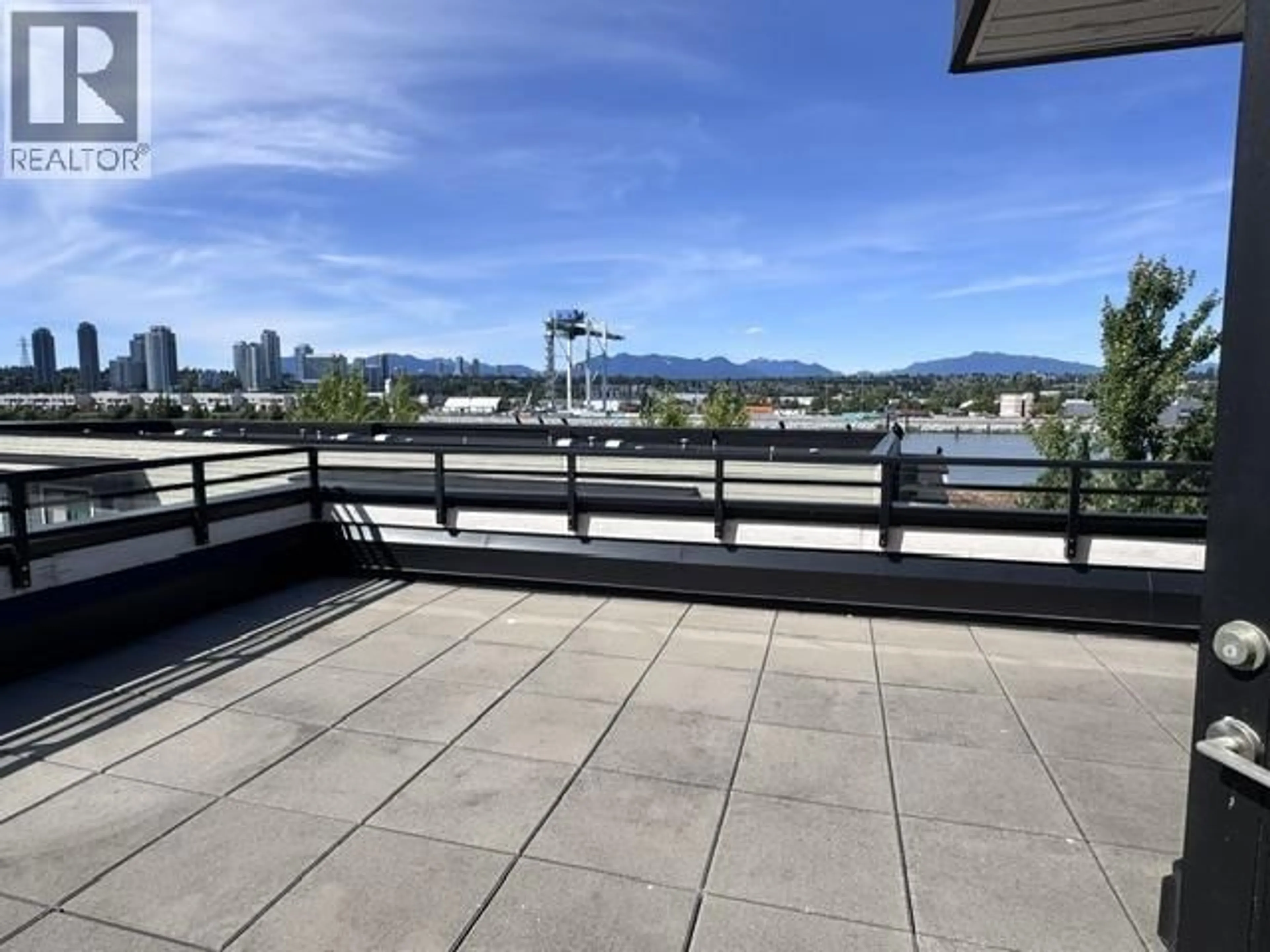 Balcony in the apartment, city buildings view from balcony for 69 - 10199 RIVER DRIVE, Richmond British Columbia V6X1Z2