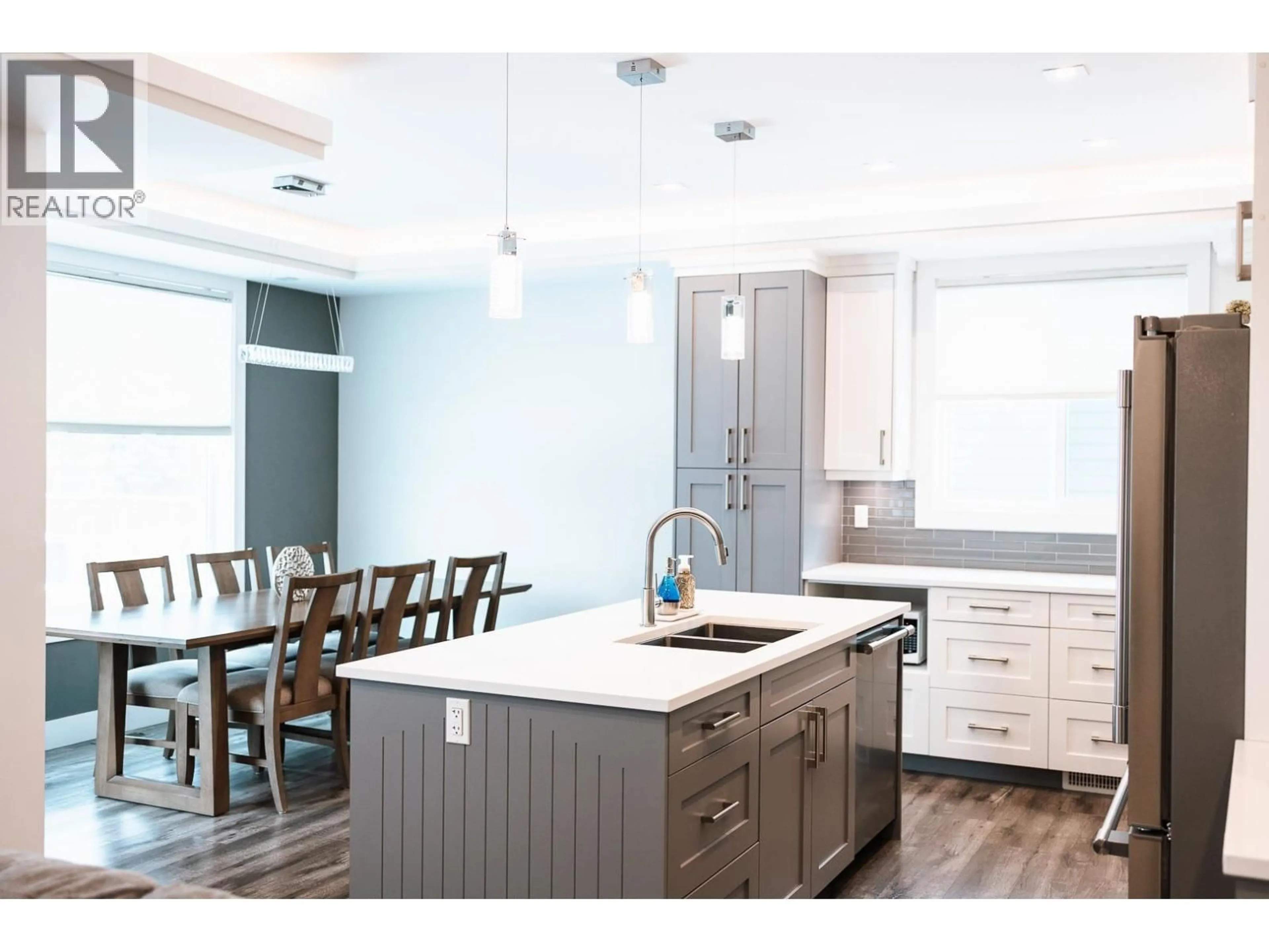 Contemporary kitchen, unknown for 3922 AREND DRIVE, Prince George British Columbia V2K0B1