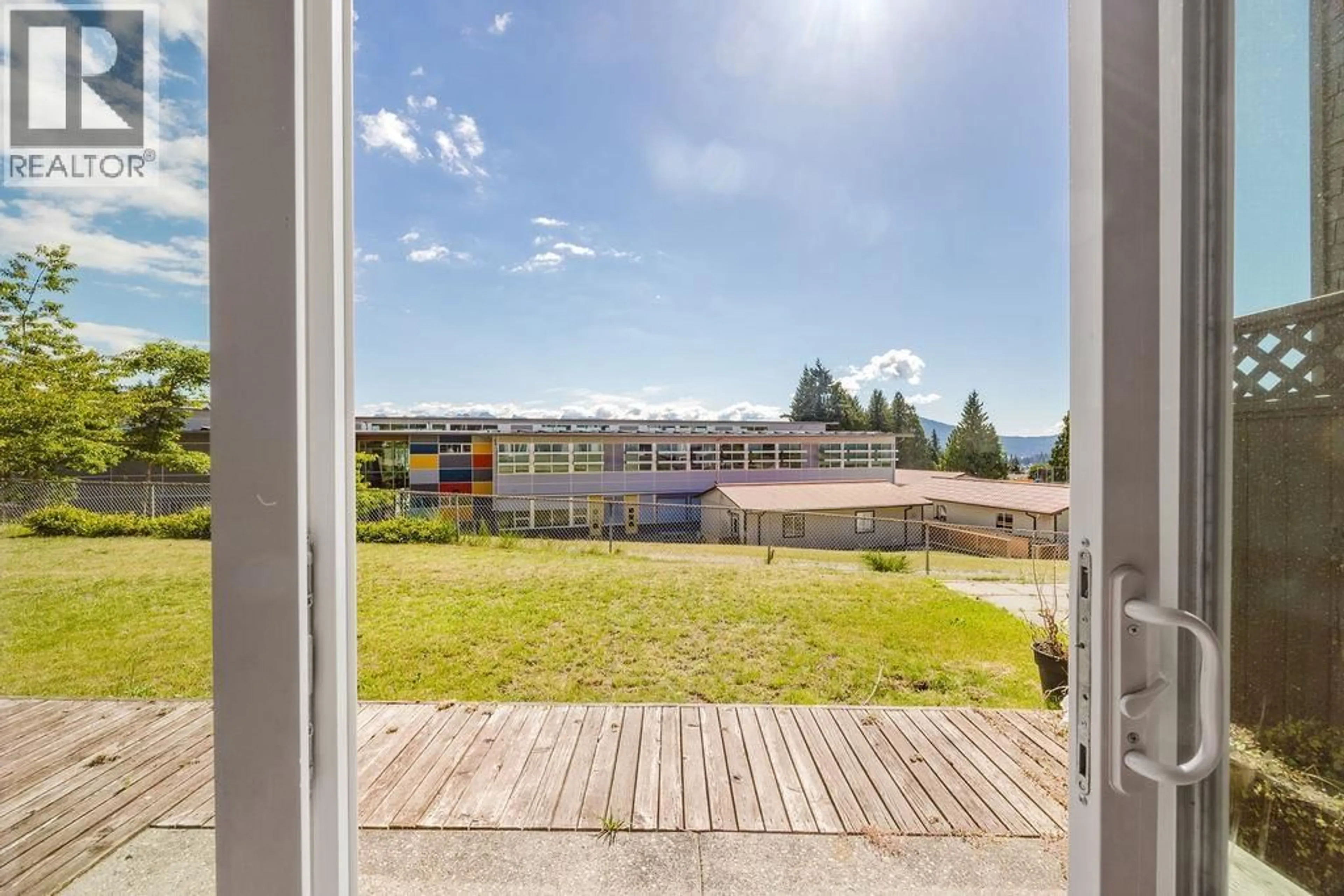 Unknown for 2 - 622 FARNHAM ROAD, Gibsons British Columbia V0N1V8
