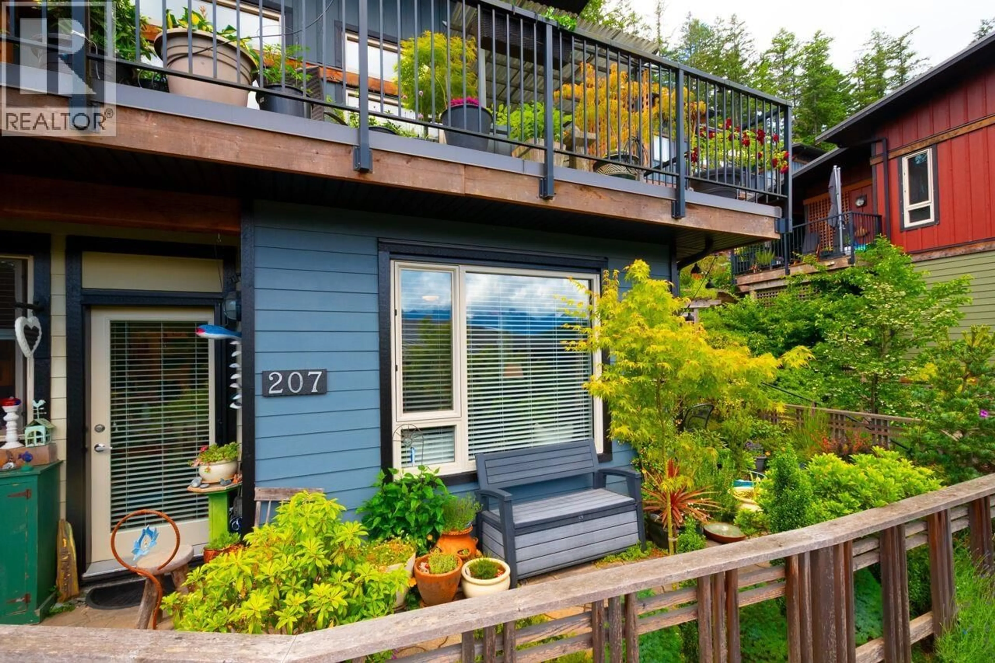 Patio, water/lake/river/ocean view for 207 - 726A BELTERRA ROAD, Bowen Island British Columbia V0N1G2