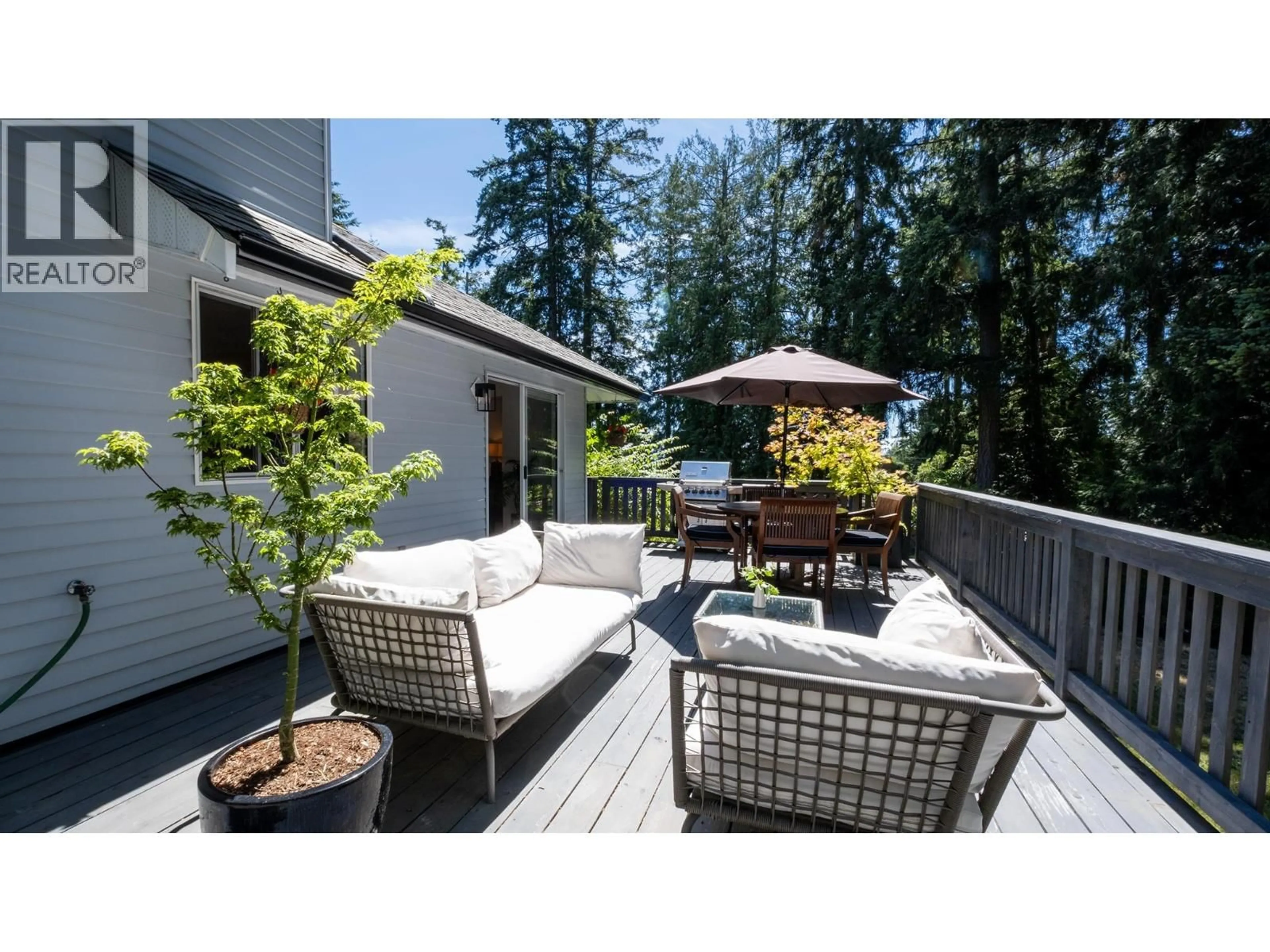 Patio, forest/trees view for 5555 WINTER ROAD, Sechelt British Columbia V7Z0M5
