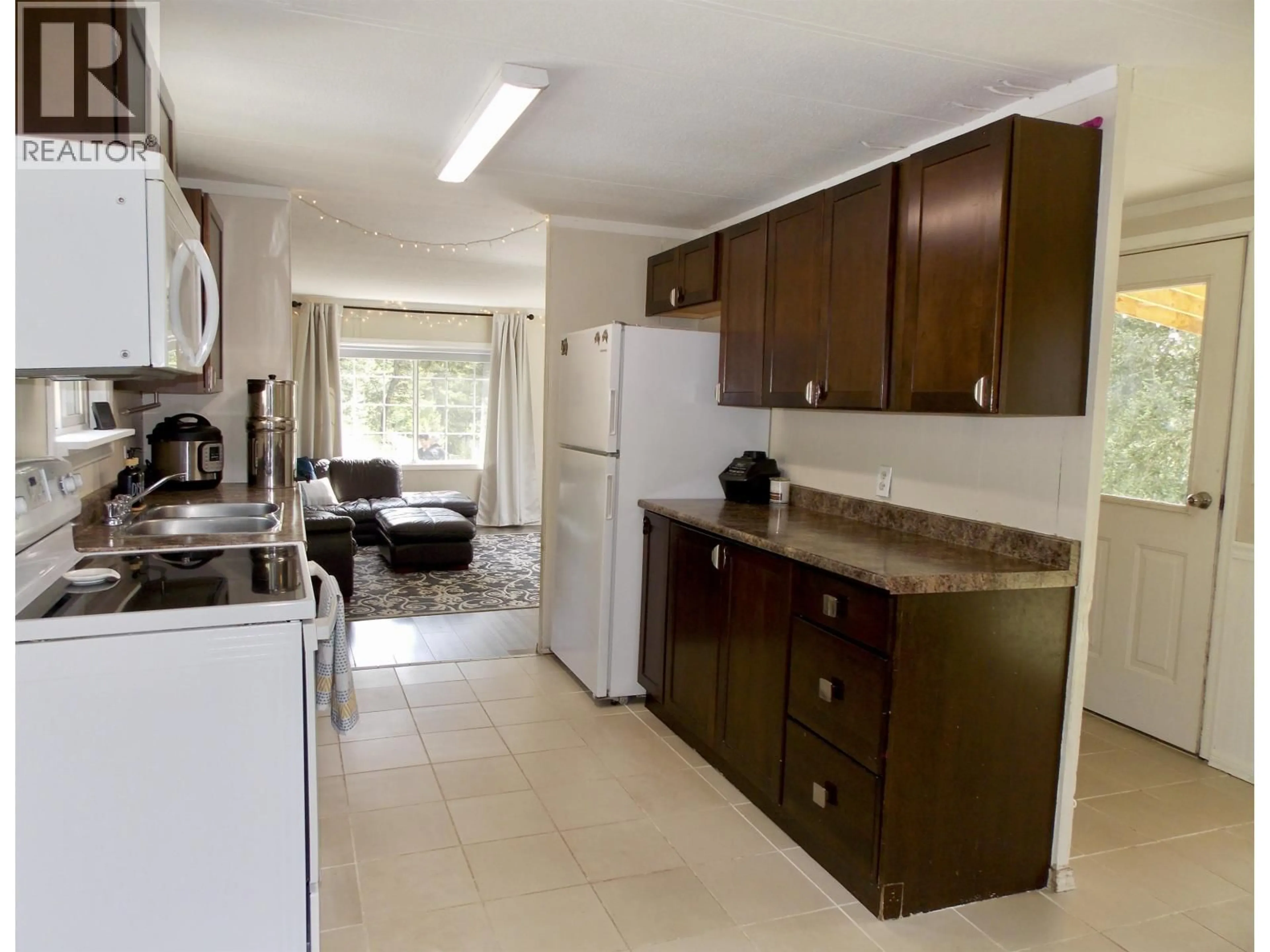 Standard kitchen, ceramic/tile floor for 2359 CHIMNEY LAKE ROAD, Williams Lake British Columbia V2G4W3
