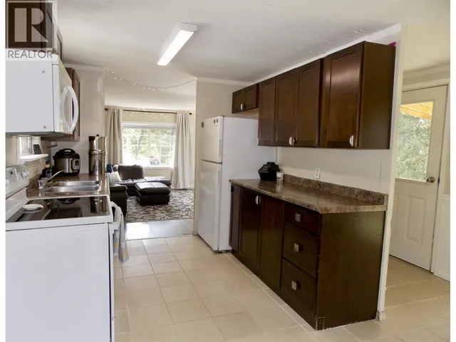 2359 CHIMNEY LAKE ROAD, Williams Lake 5