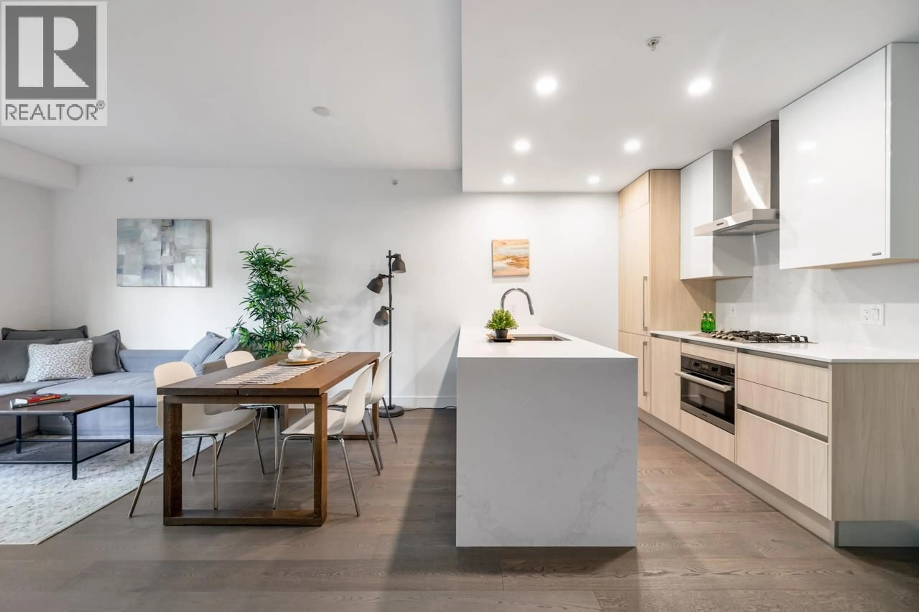 Open concept kitchen, unknown for 103 - 477 59TH AVENUE, Vancouver British Columbia V5X1X4
