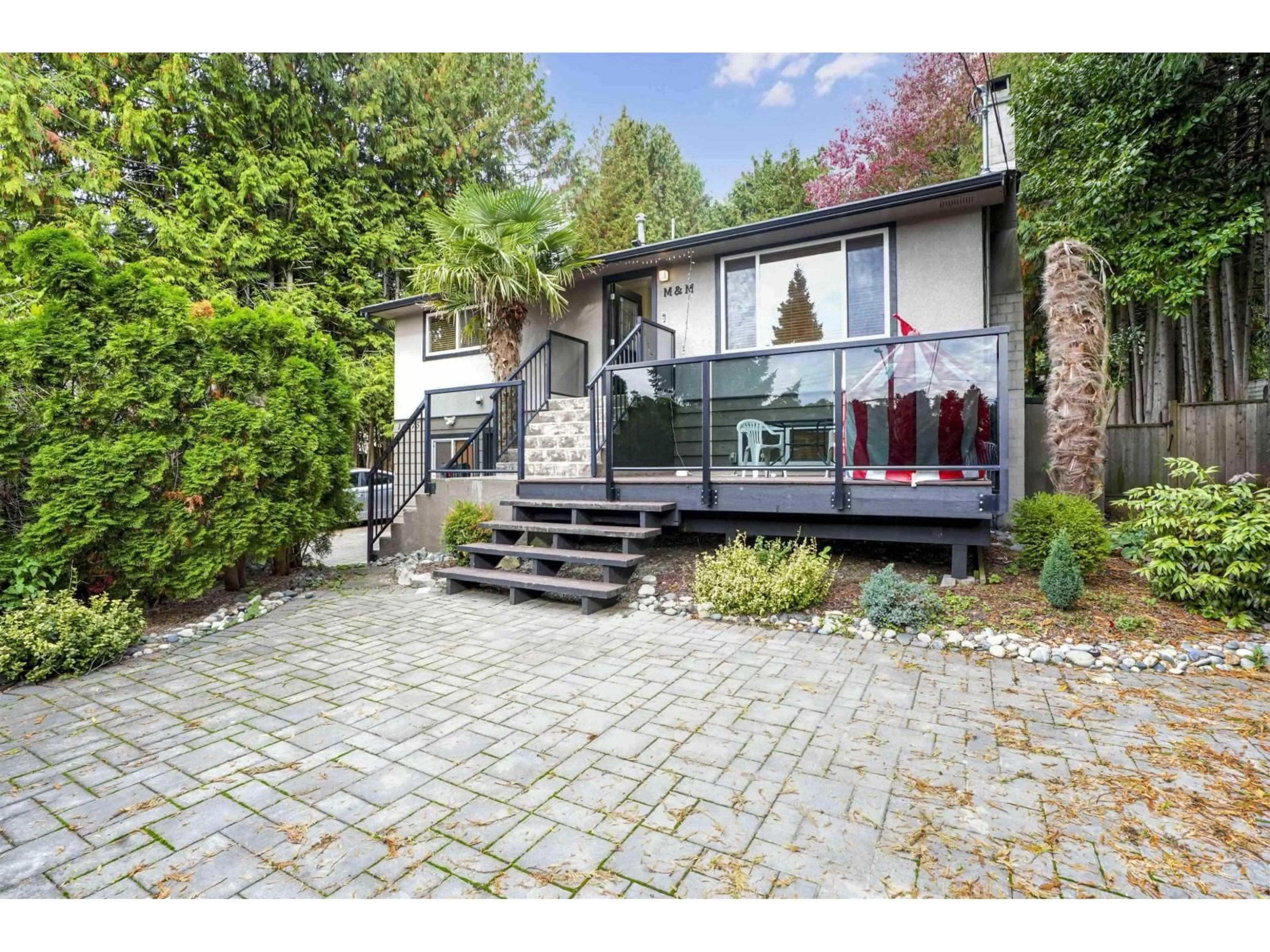 Unknown for 14375 68 AVENUE, Surrey British Columbia V3W2H5