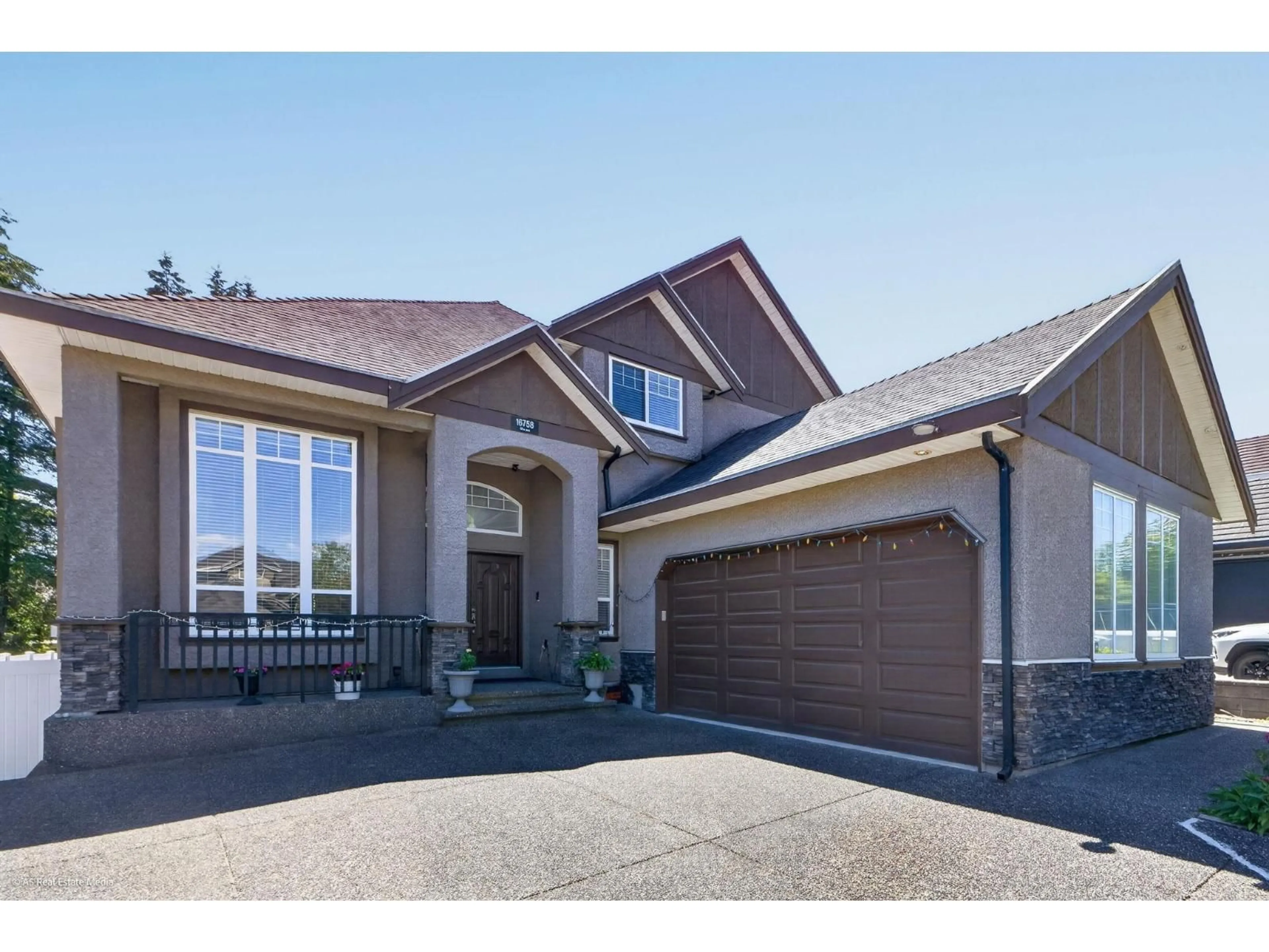 Home with vinyl exterior material, street for 16758 86 AVENUE, Surrey British Columbia V4N5N4