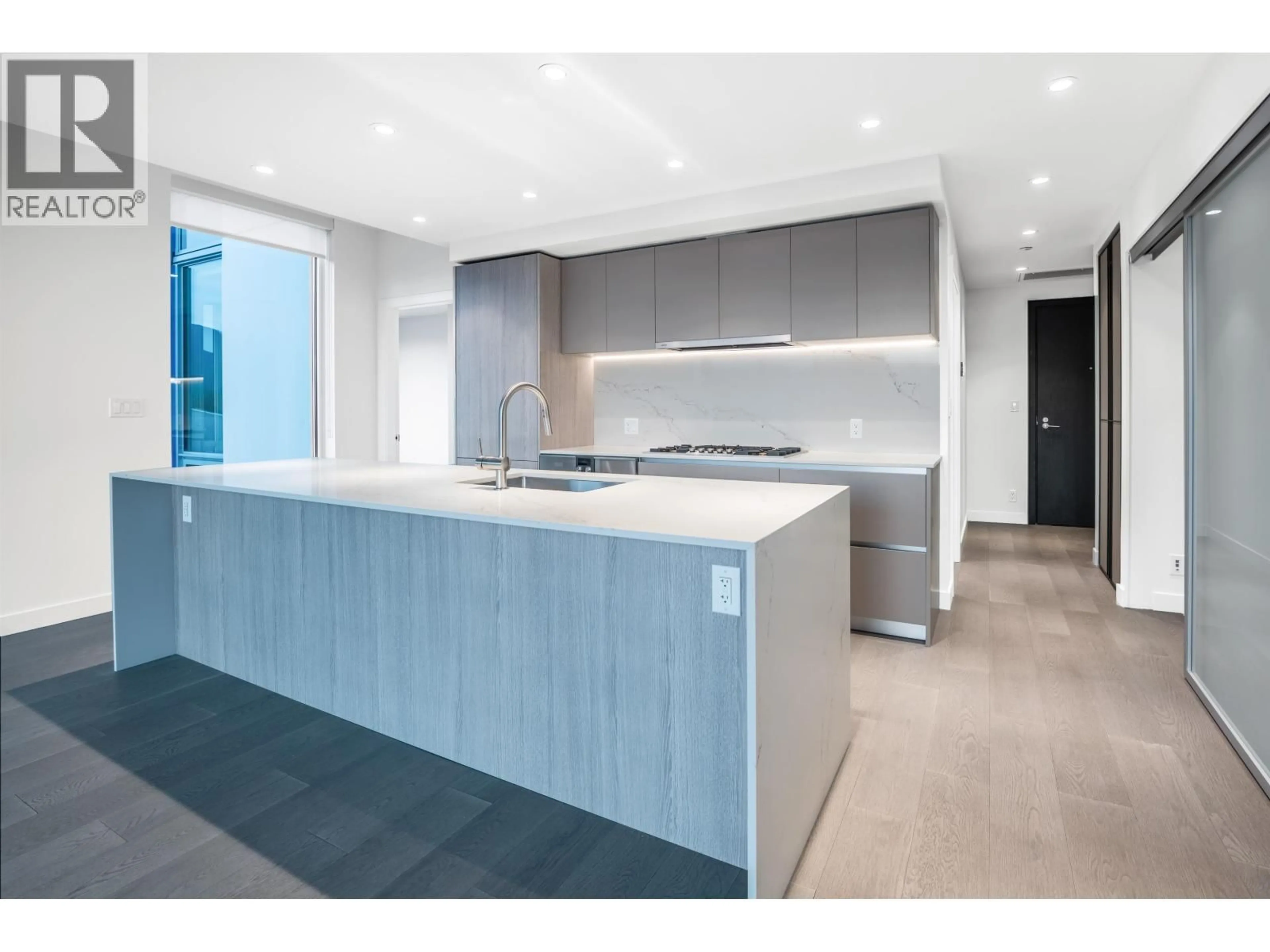 Unknown for 3001 - 1500 FERN STREET, North Vancouver British Columbia V7J0E6