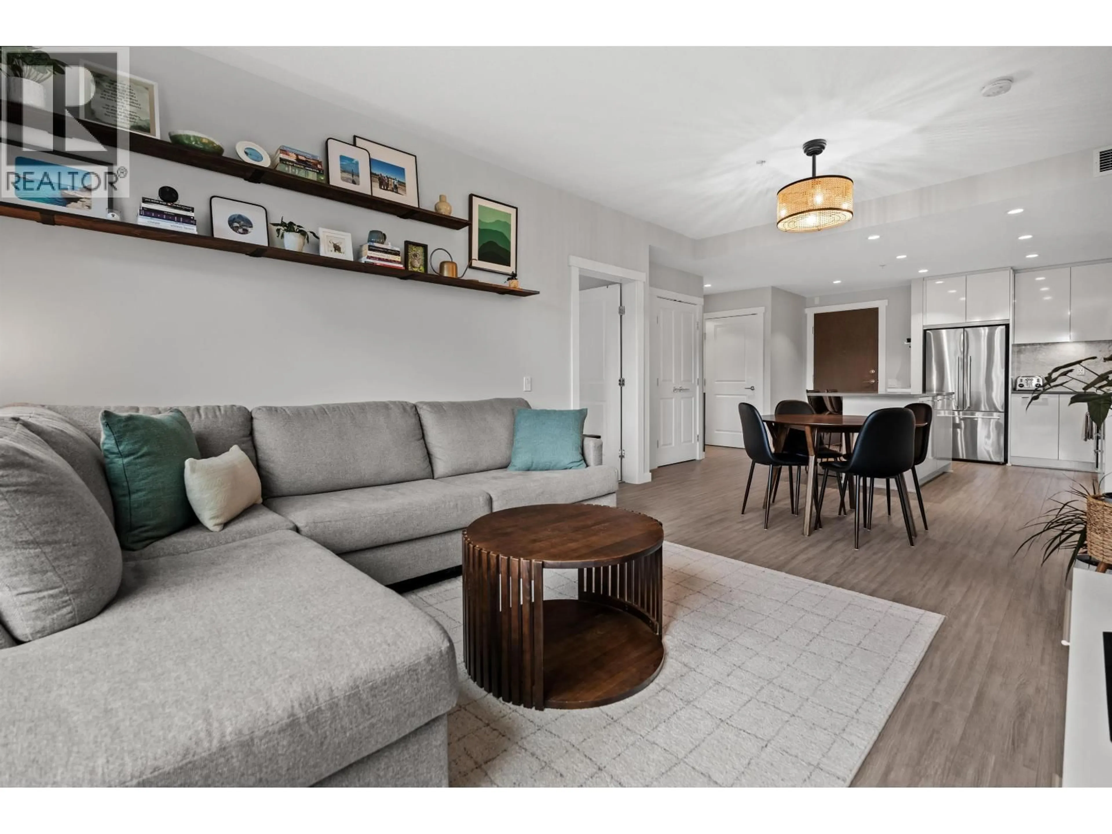 Living room with furniture, unknown for 315 - 2651 LIBRARY LANE, North Vancouver British Columbia V7J0C1
