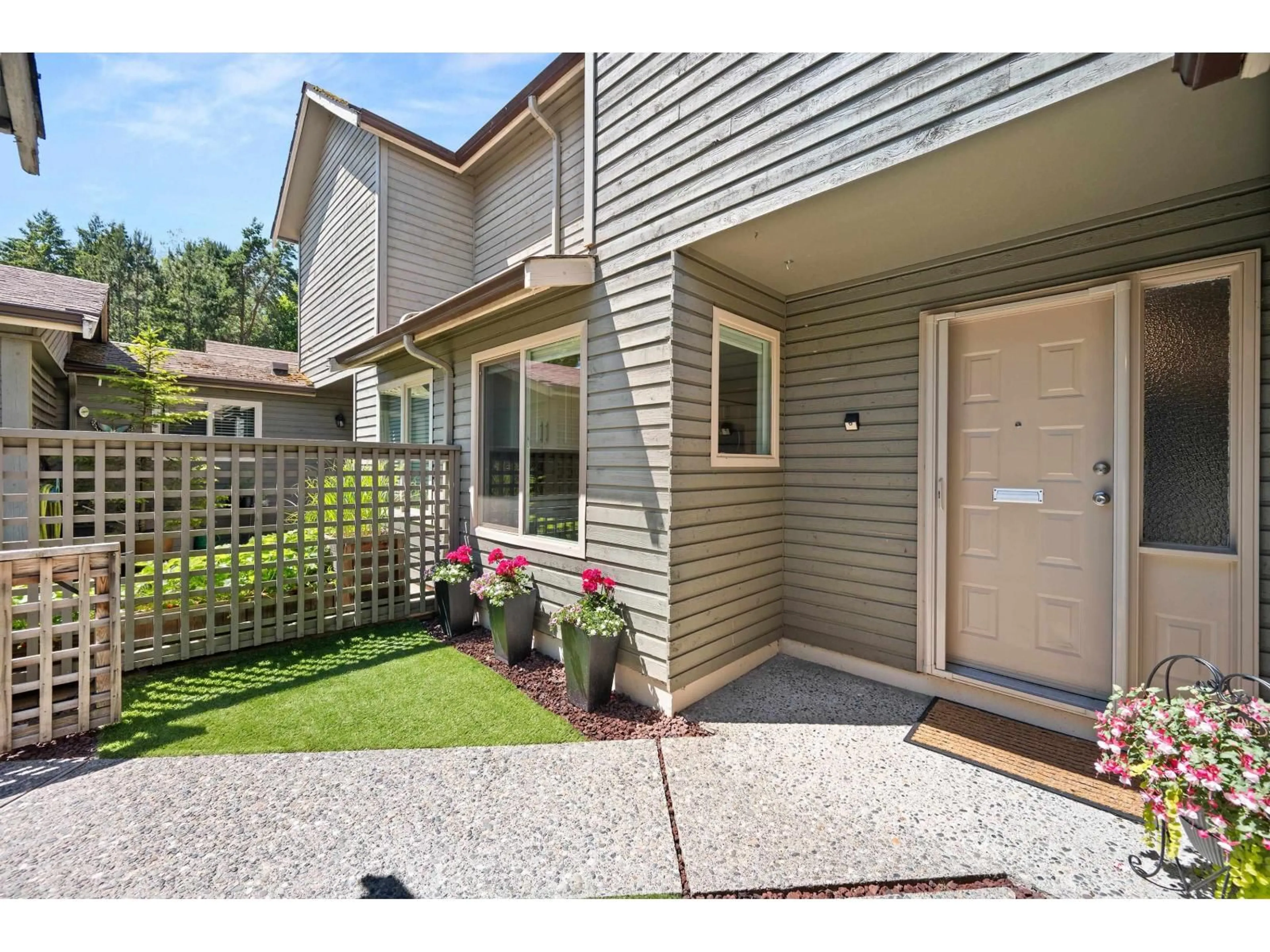 Unknown for 1774 LILAC DRIVE, Surrey British Columbia V4A5C9