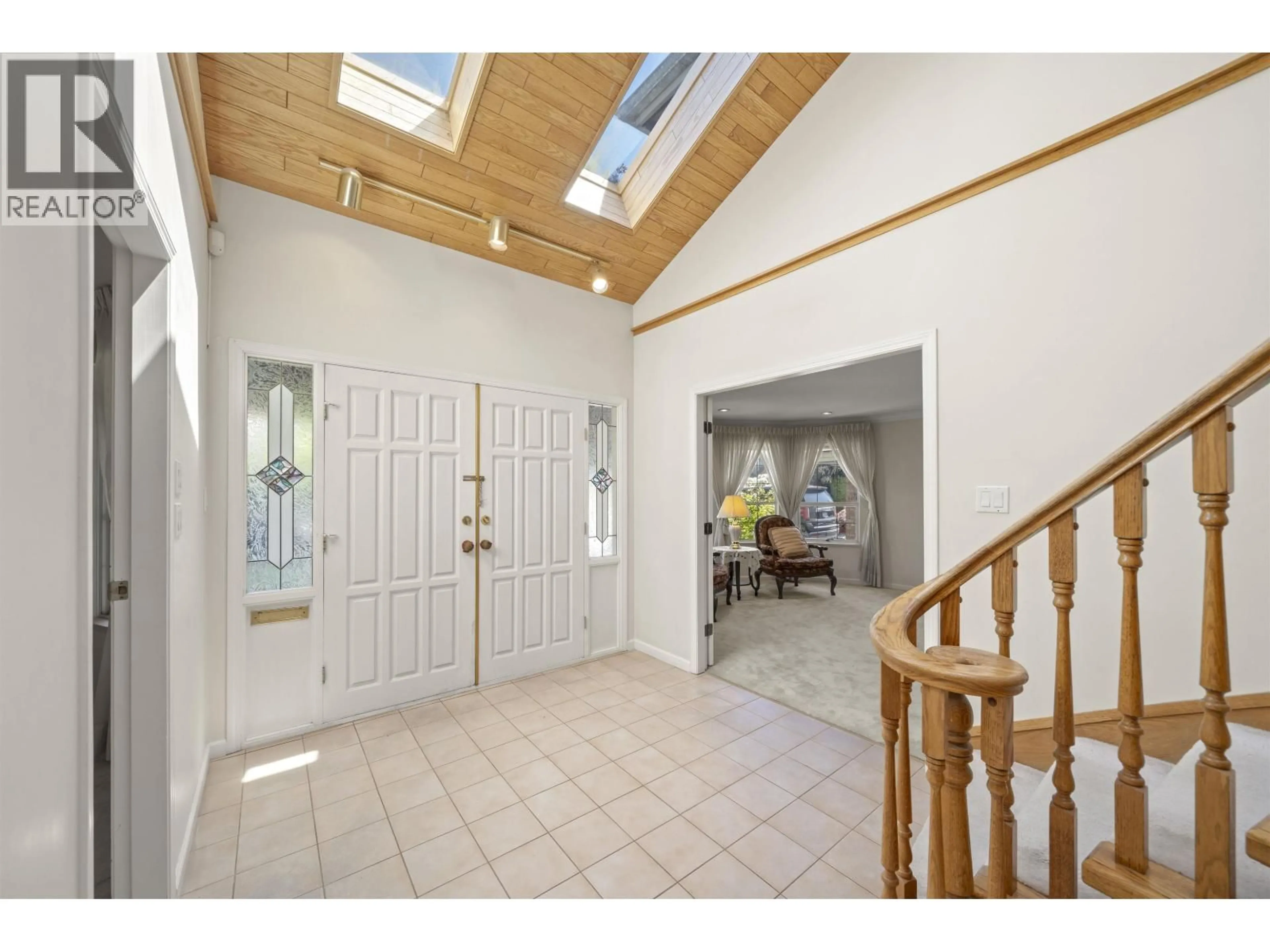 Indoor foyer for 8311 SUNNYWOOD DRIVE, Richmond British Columbia V6Y3G4